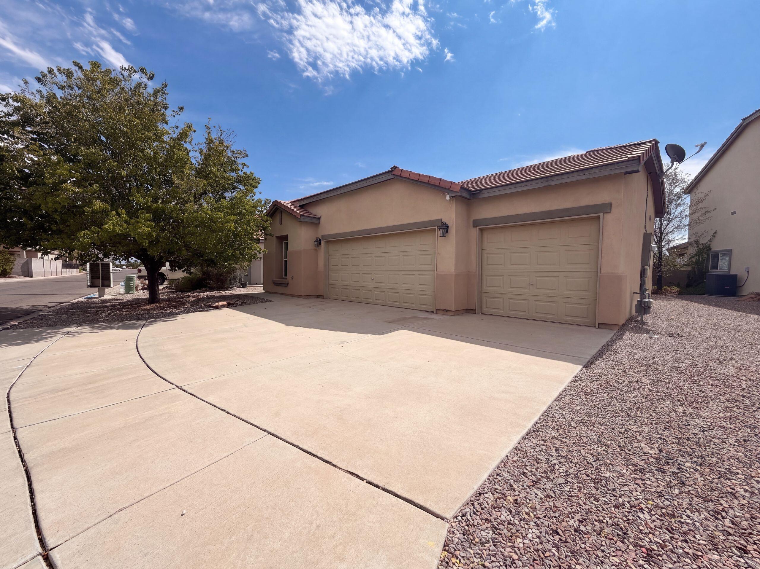 696 Troon Drive SE — photo