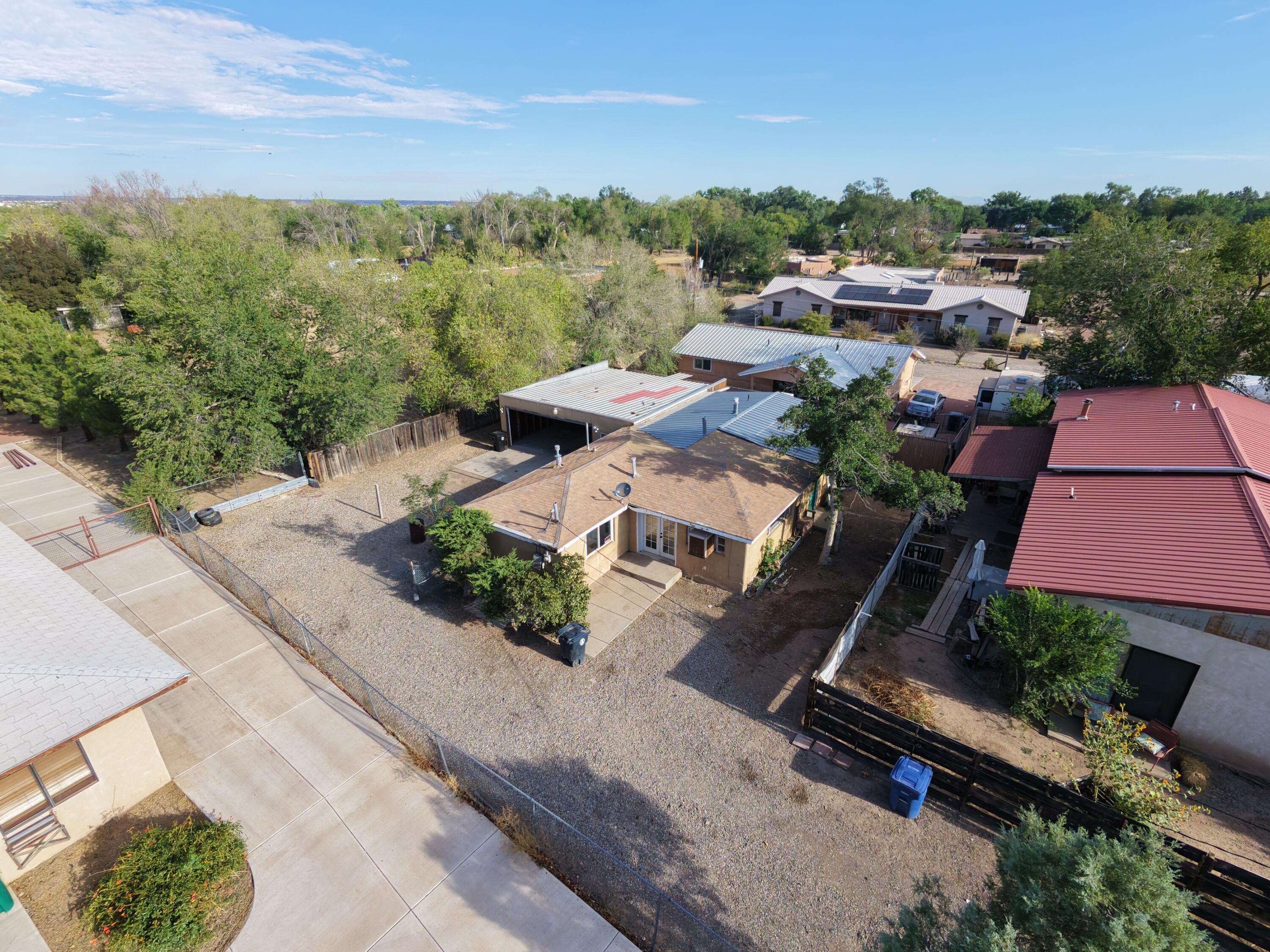 5833 Guadalupe Trail NW — photo