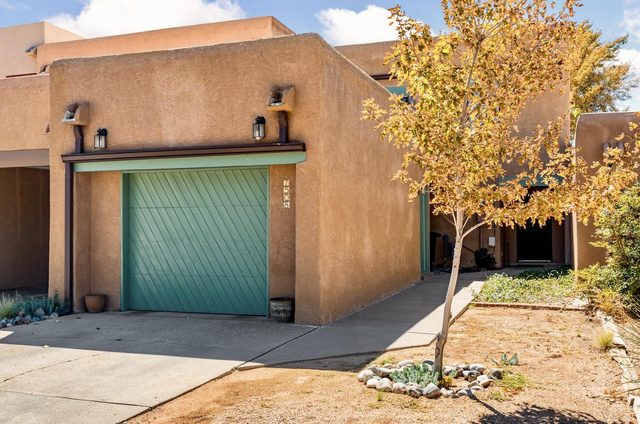 7508 Lantern Road NE — photo