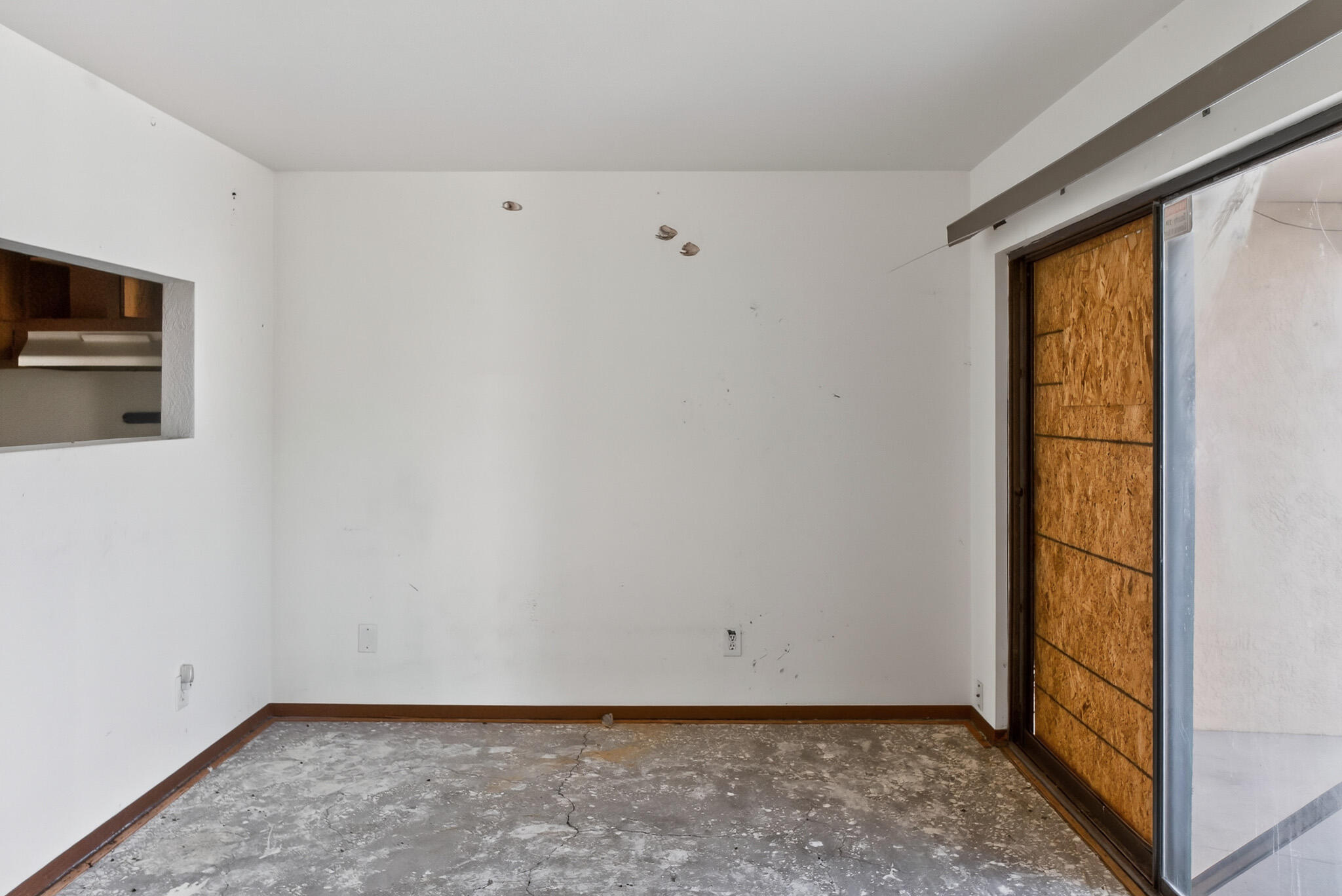1025 Valencia Drive SE Apt 16 — photo