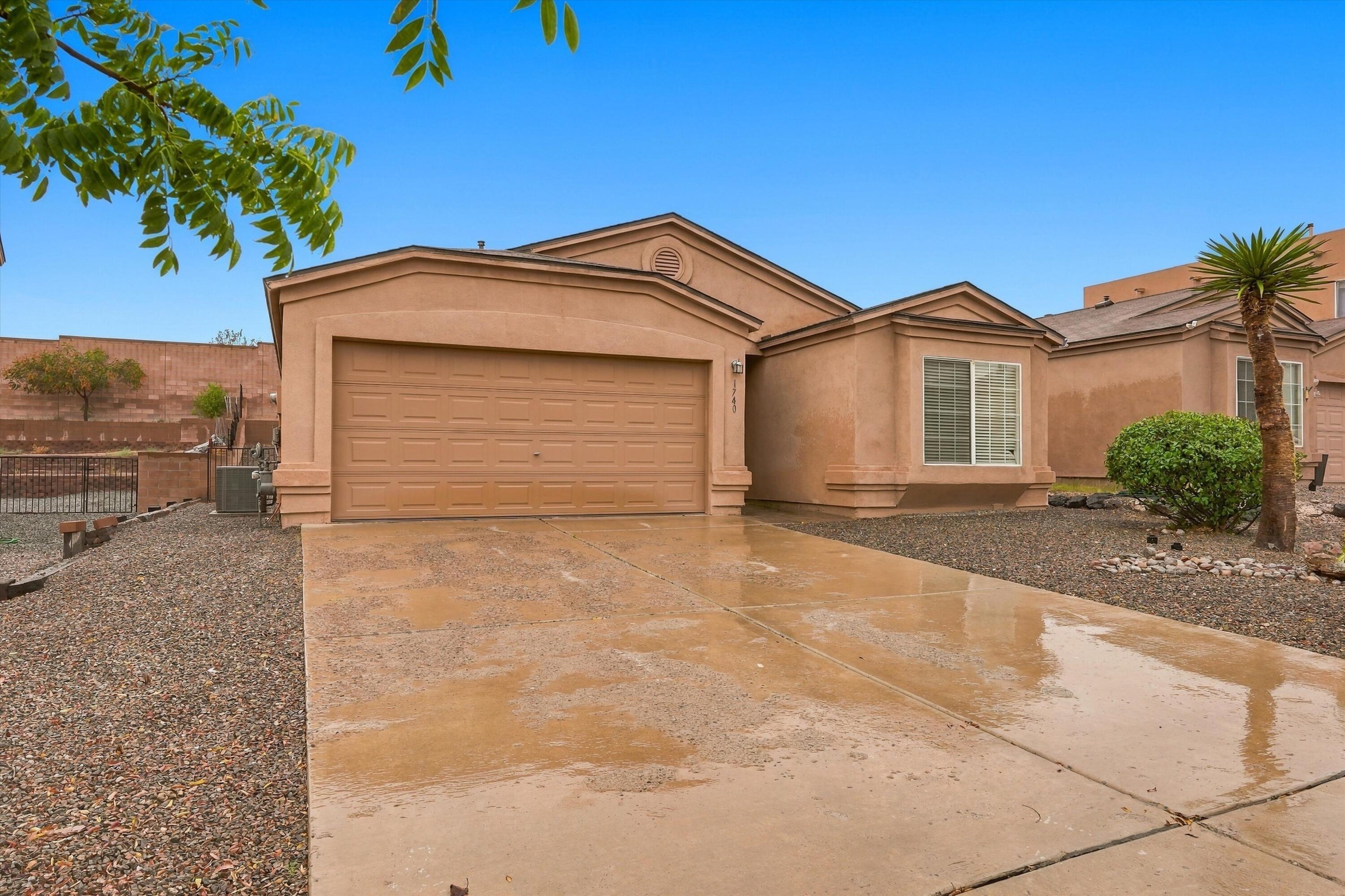 1740 Sierra Norte Loop NE — photo