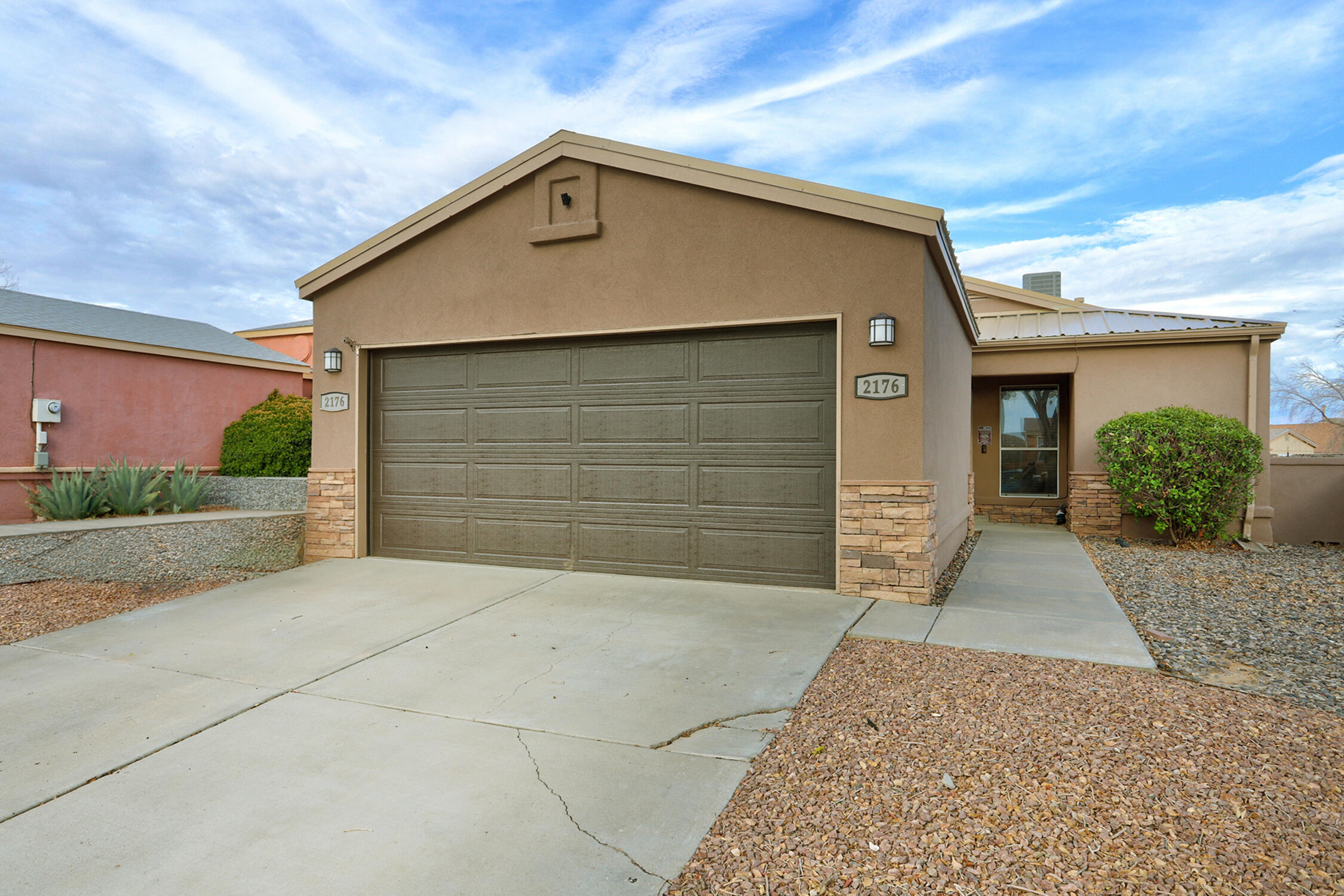 2176 High Desert Circle NE — photo