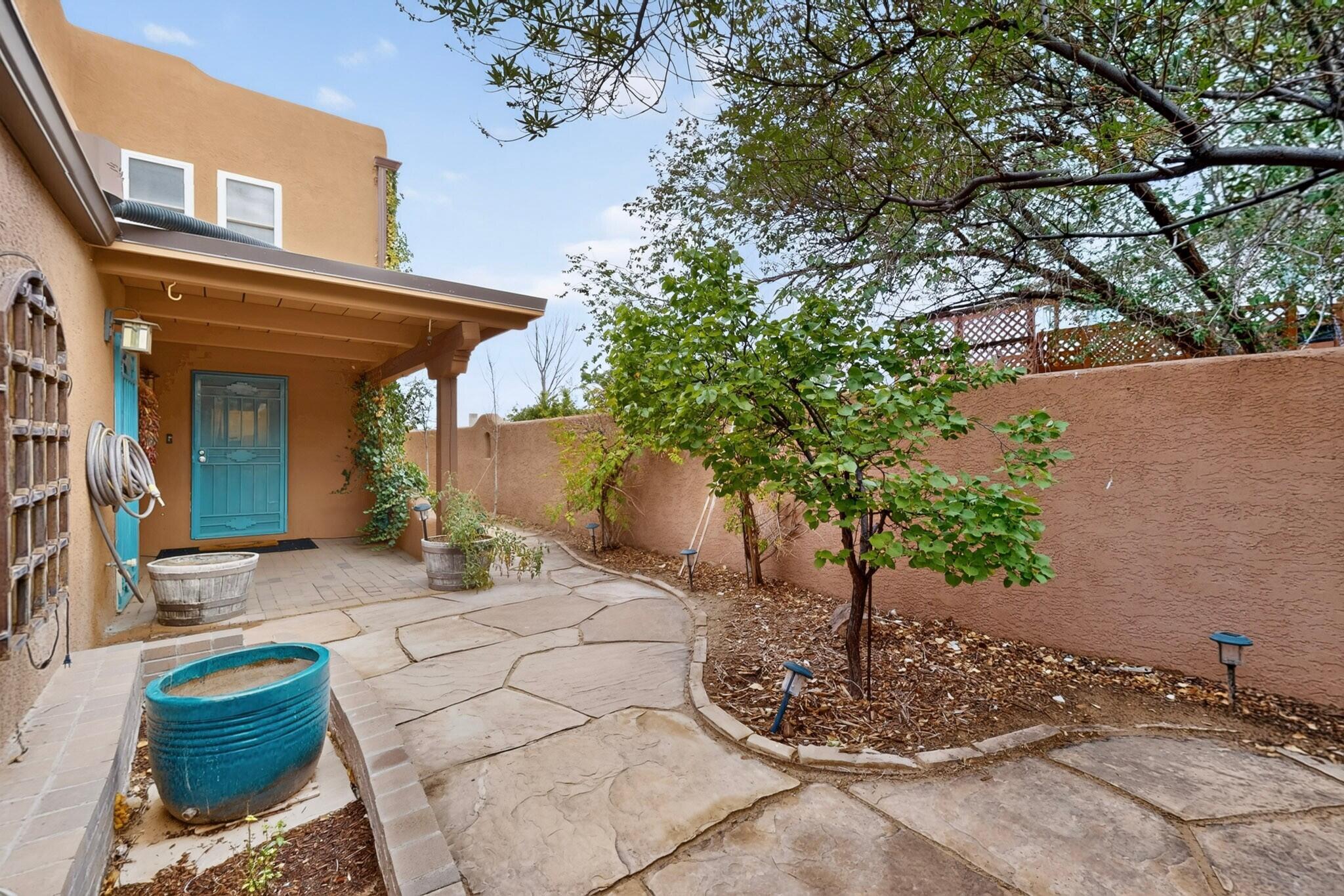 700 Lakeview Circle SE, Rio Rancho, NM 87124 — photo 3