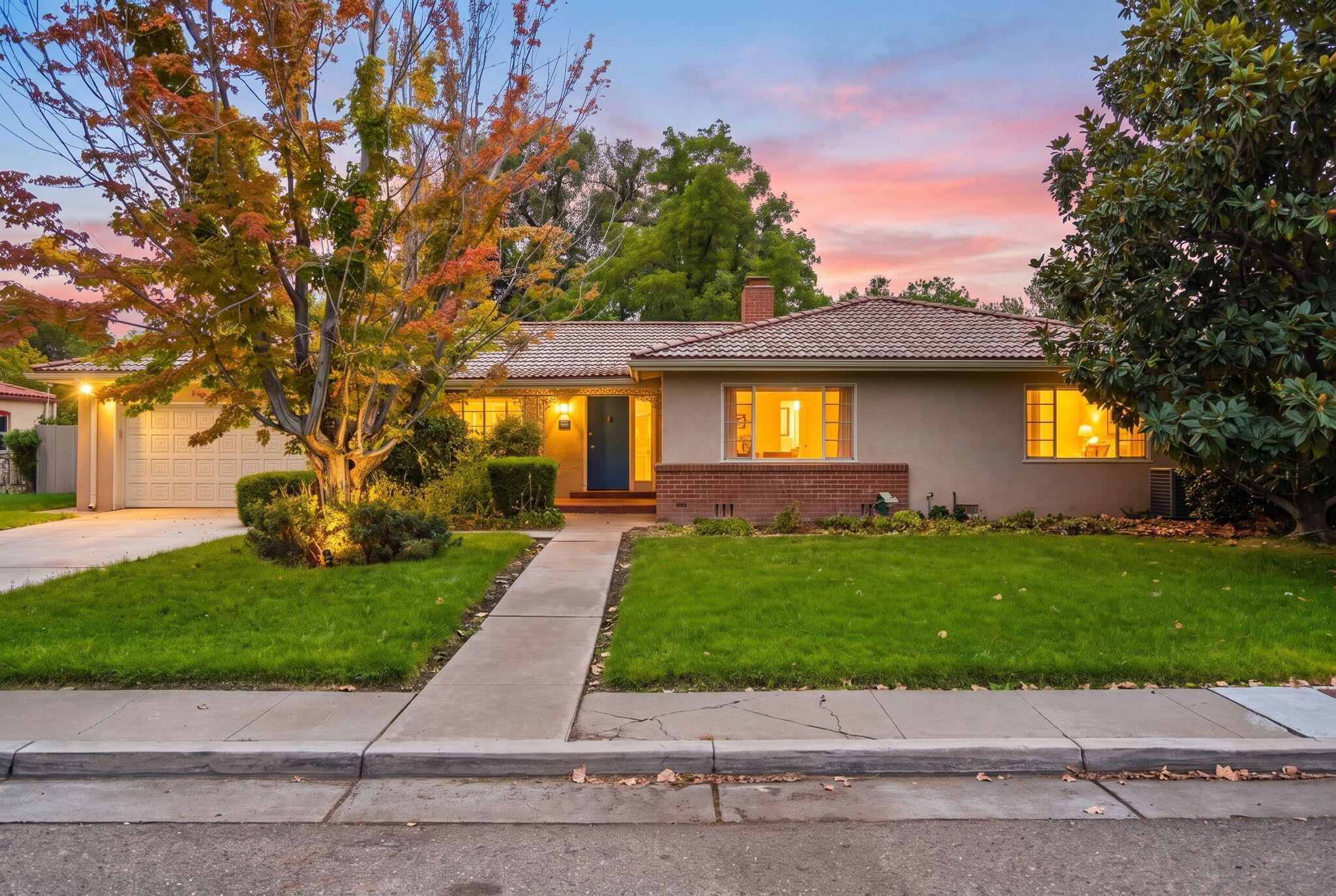 1512 Los Alamos Avenue SW — photo
