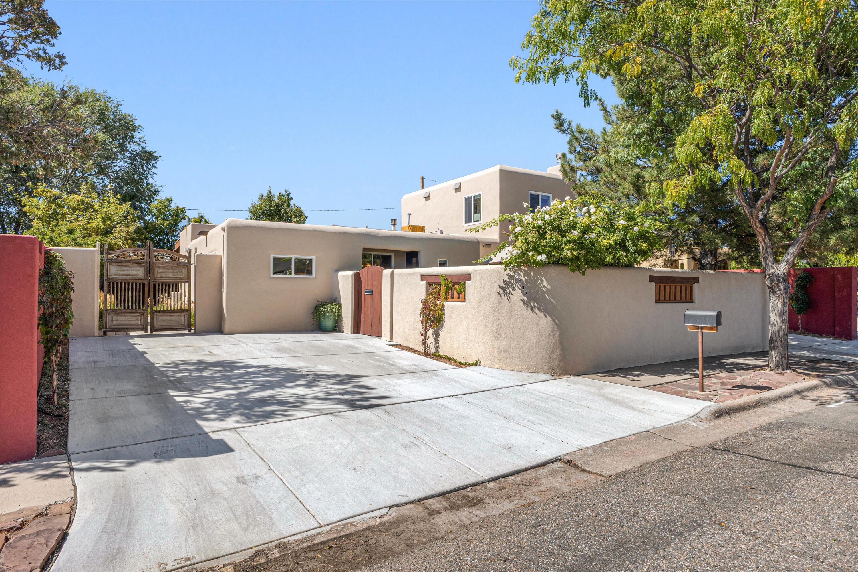 1002 Calle Margarita — photo