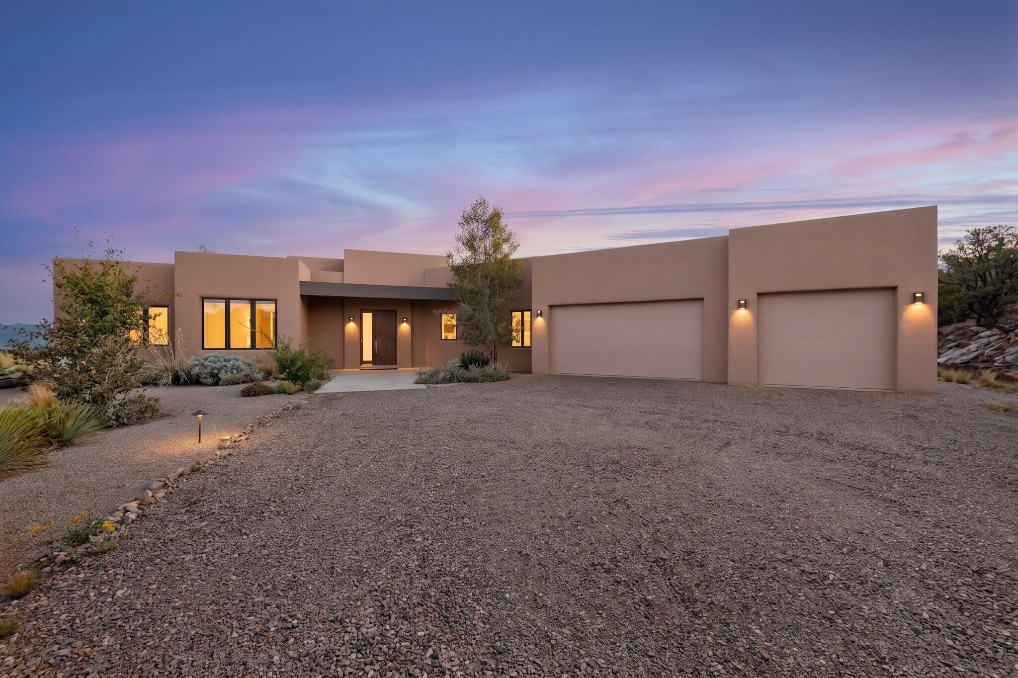 6 Blue Corn Court — photo