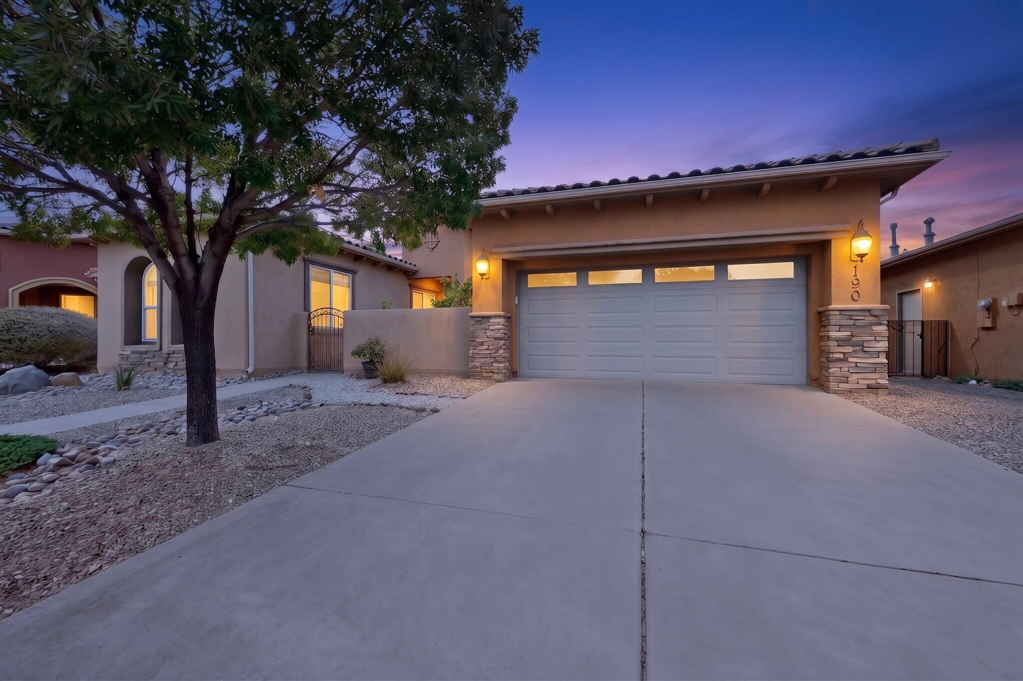 190 Zuni River Circle SW — photo