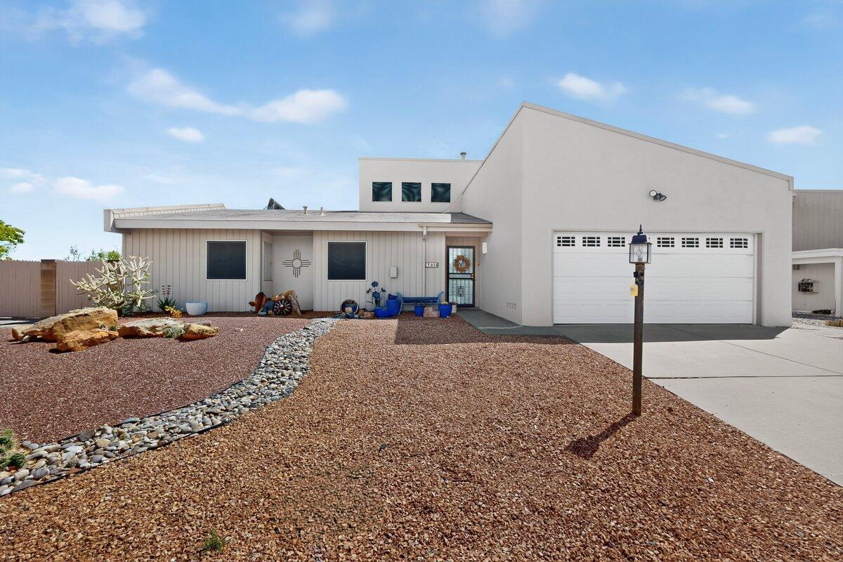 614 Lakeview Circle SE, Rio Rancho, NM 87124 — photo 2