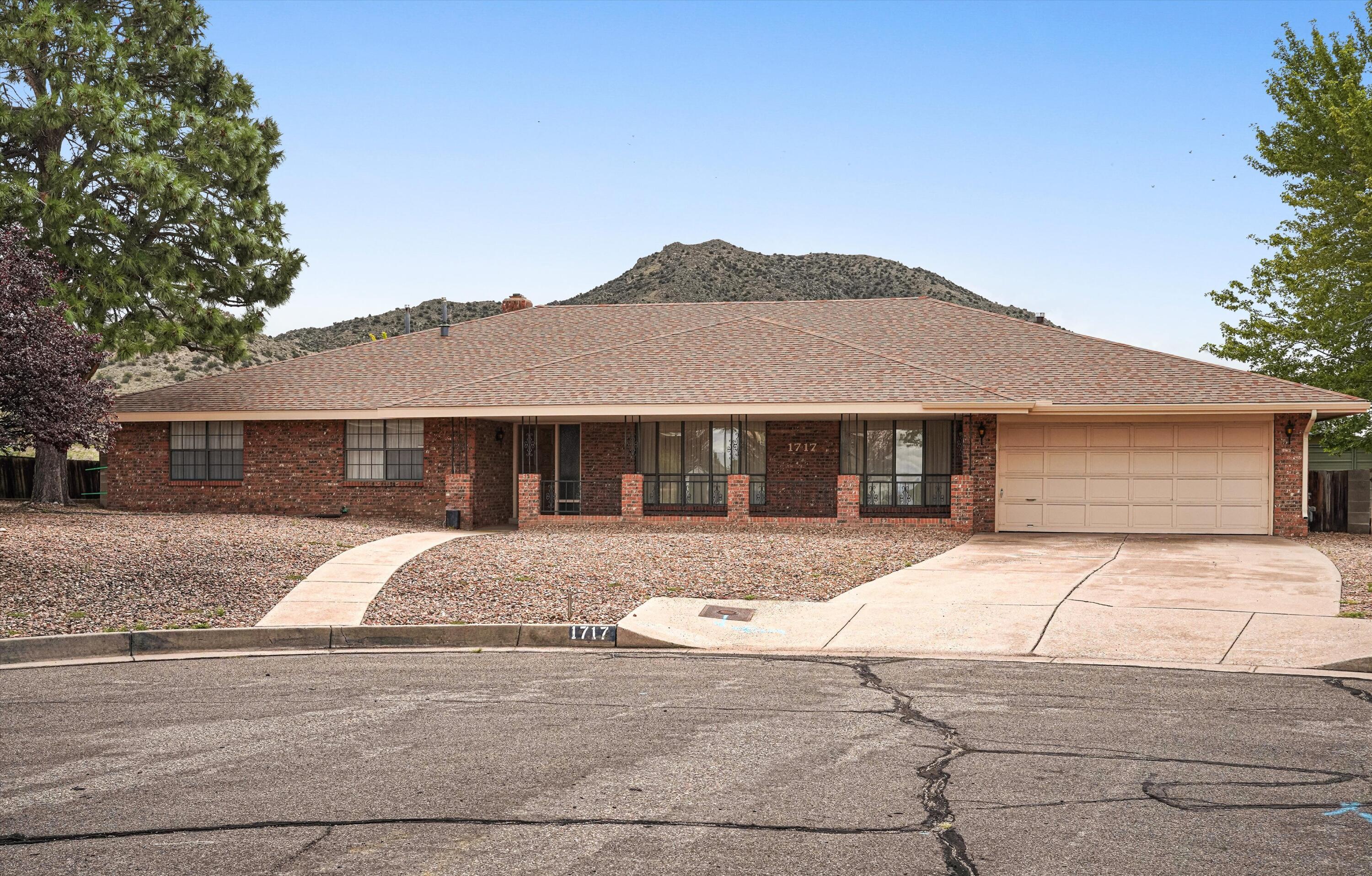 1717 Catron Court SE — photo