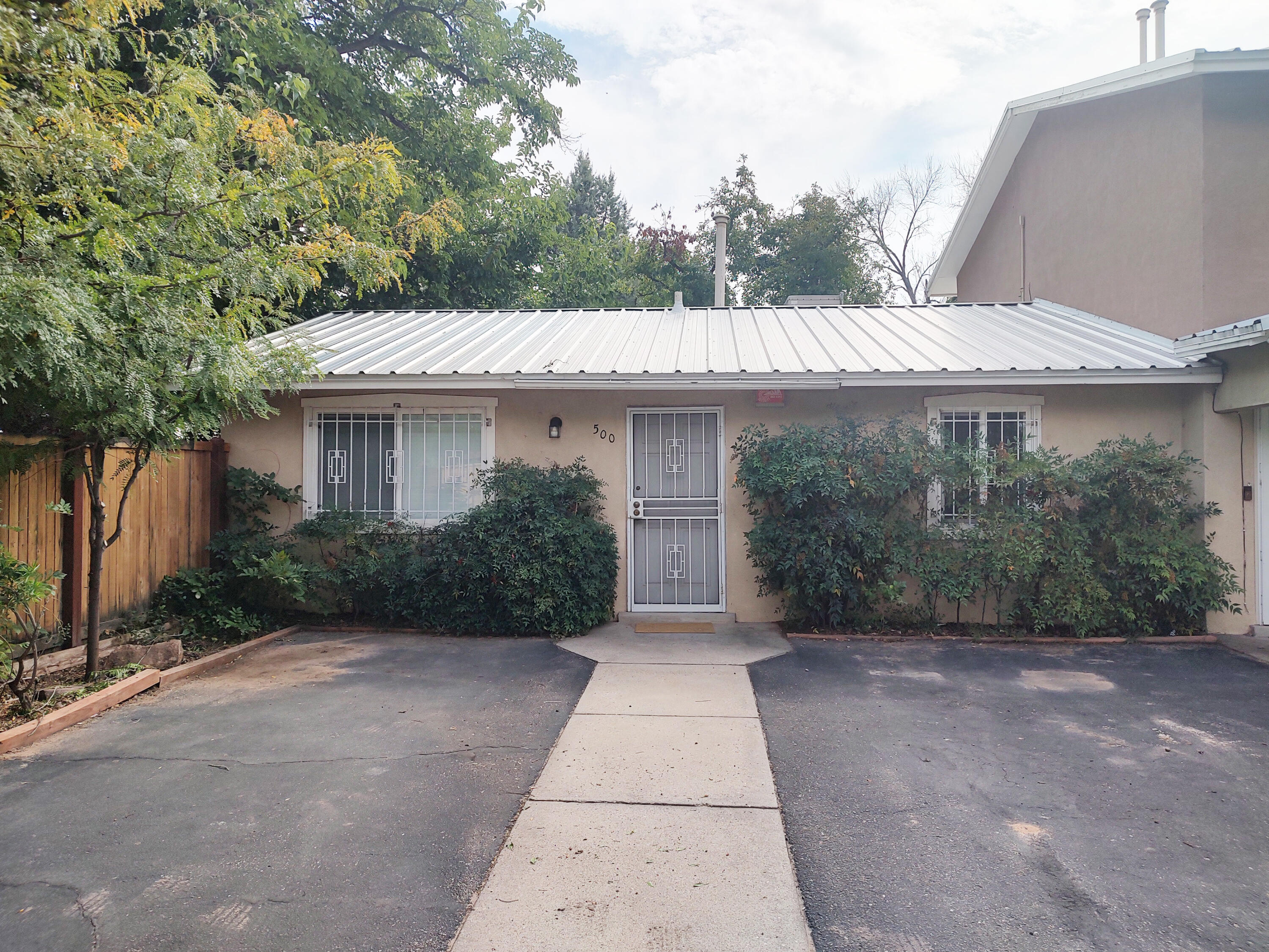 500 Circulo Gallegos NW — photo