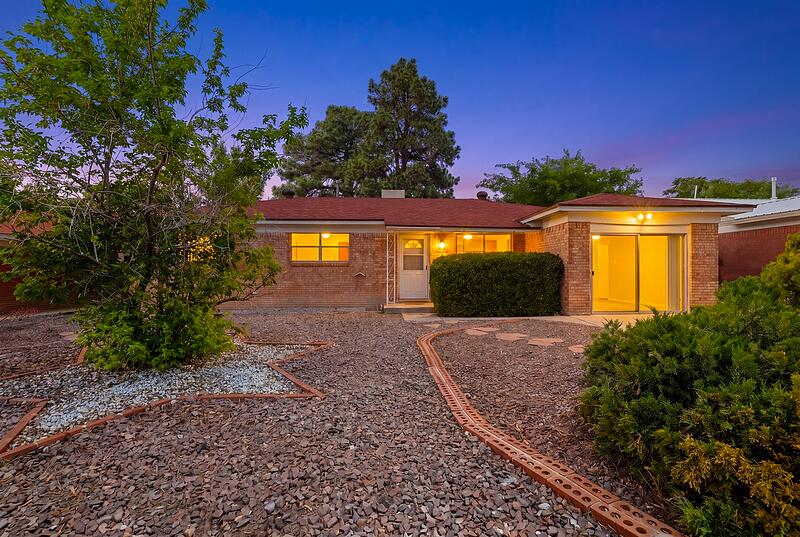 4721 Comanche Road NE — photo
