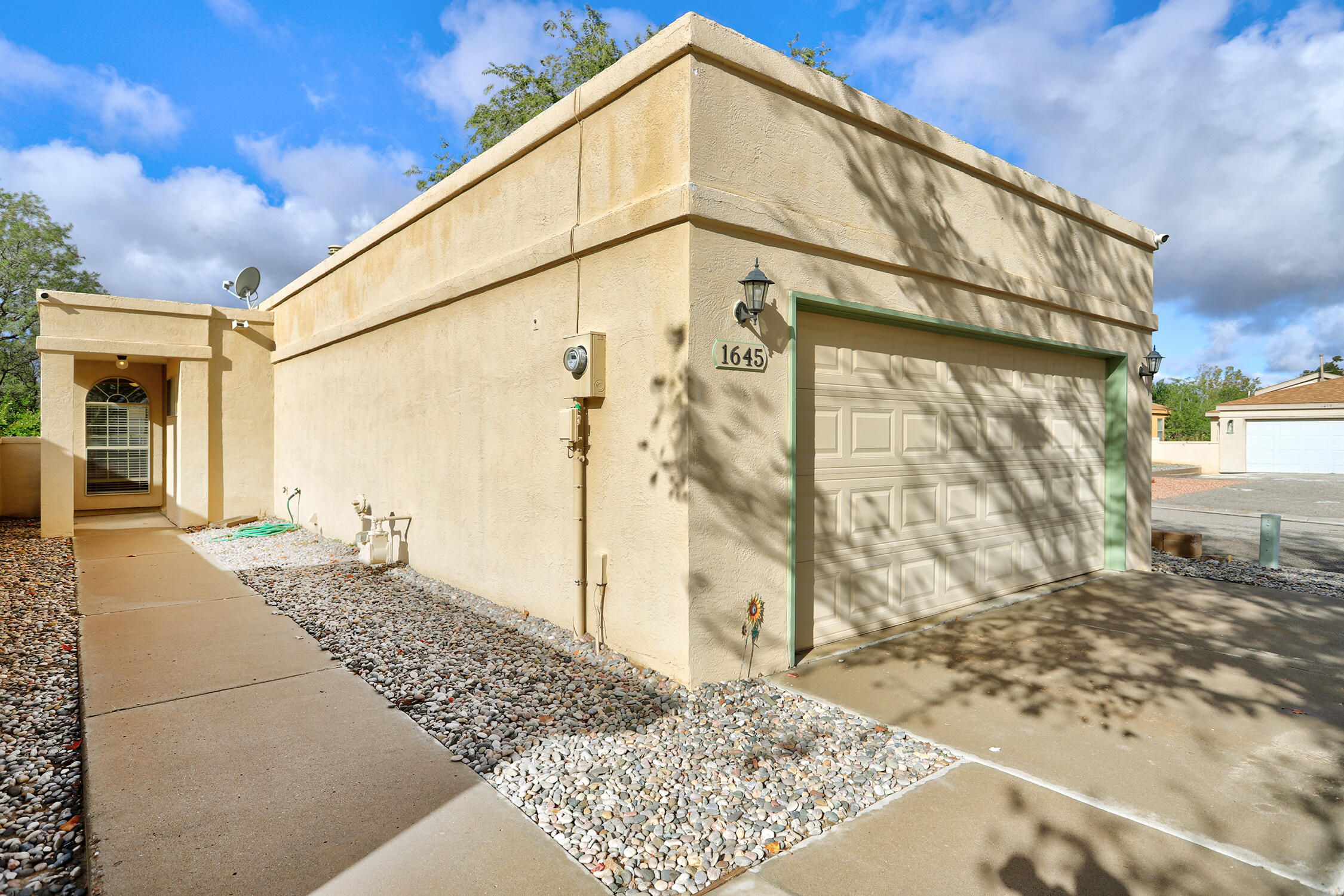 1645 Evelyn Drive NE, Rio Rancho, NM 87144 — photo 2