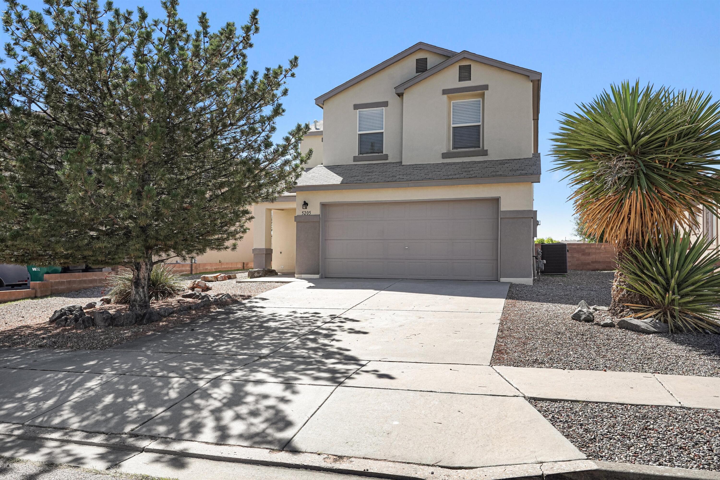 5205 Caprock Drive NE — photo