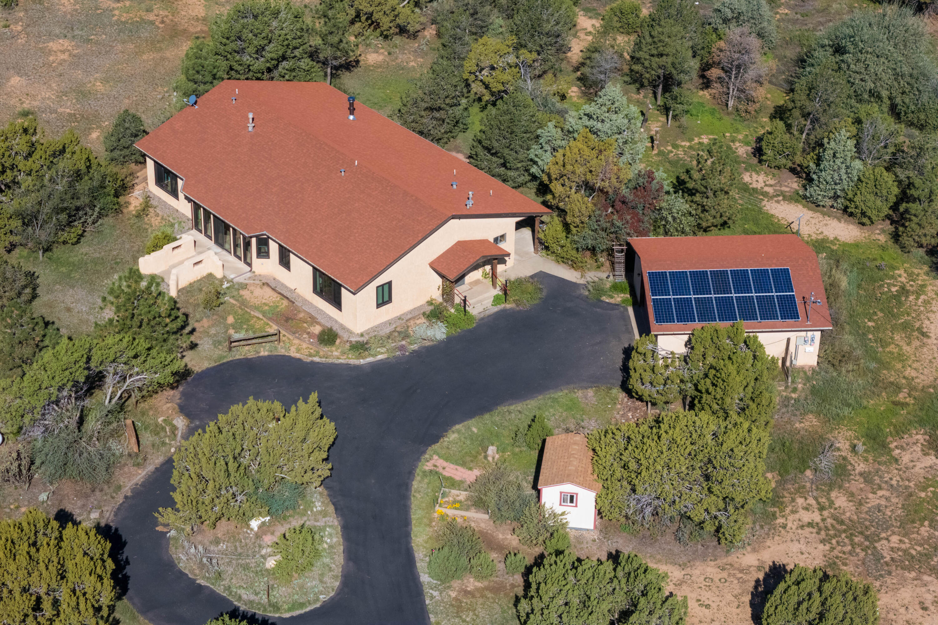 1321 Mountain Valley Road — photo