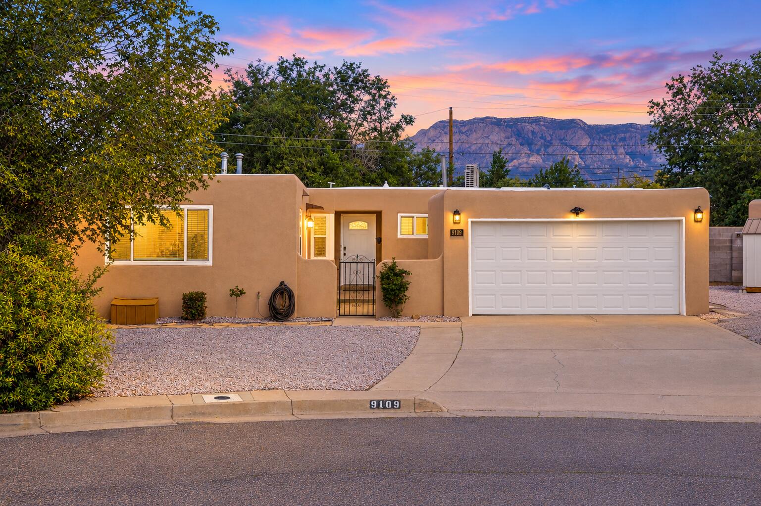 9109 Somervell Court NE — photo