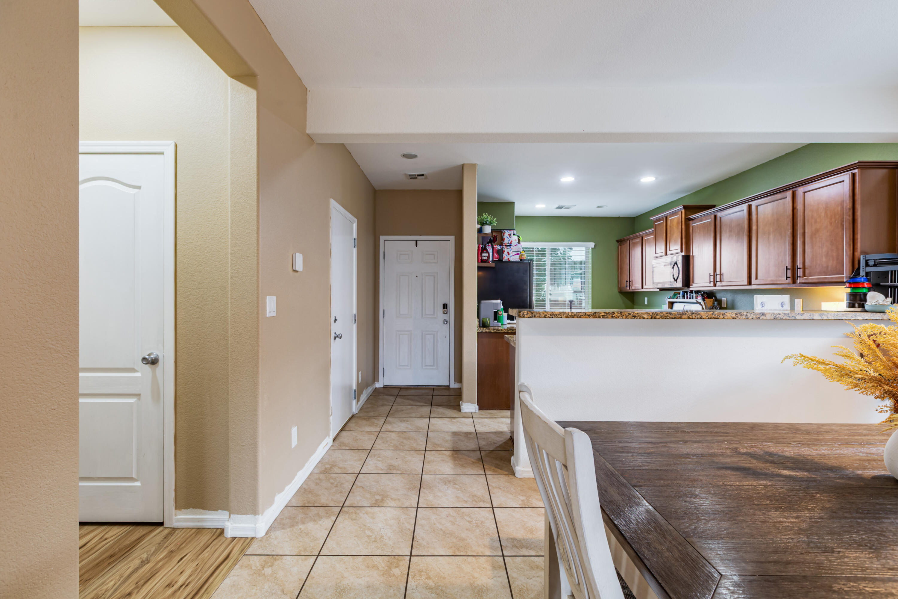 6837 Mountain Hawk Loop NE, Rio Rancho, NM 87144 — photo 2
