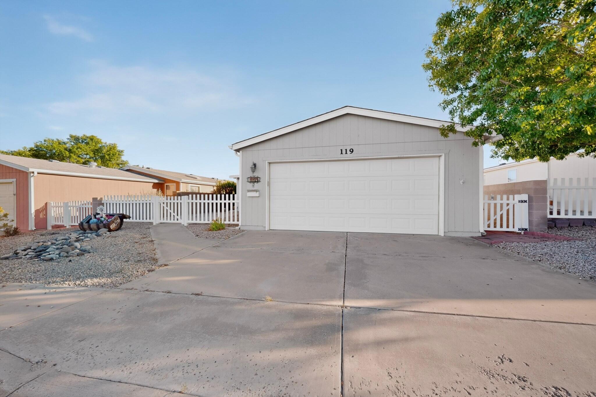 119 Sunrise Bluffs Drive — photo