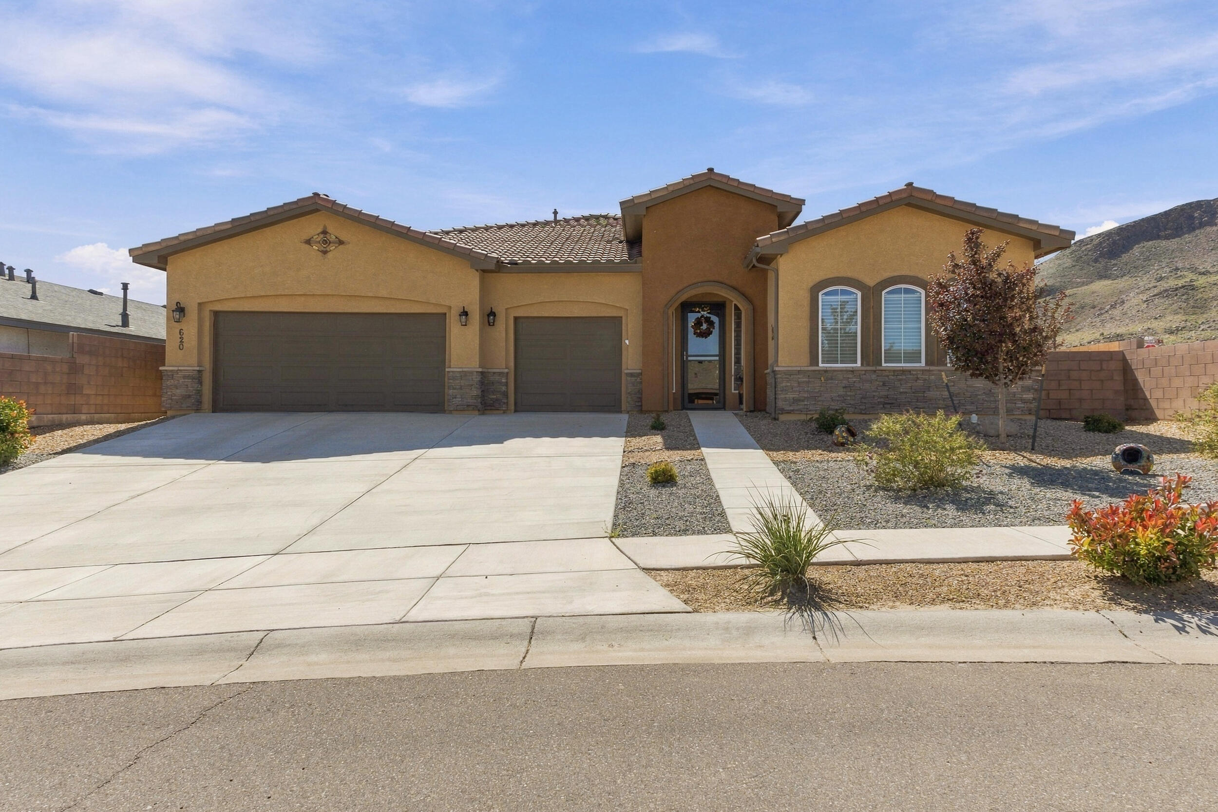 620 Rio Chama Circle SW — photo