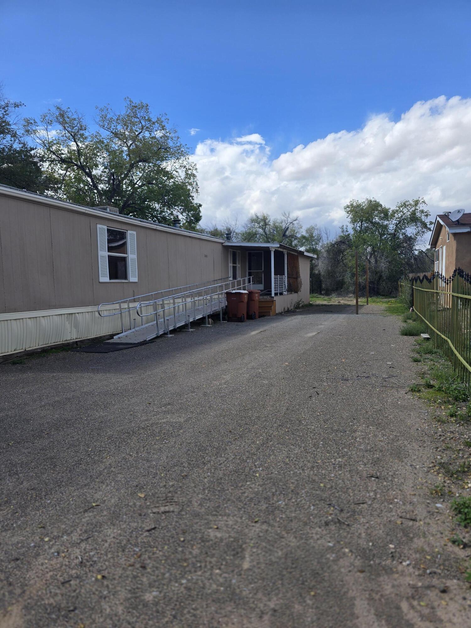 105 Country Court — photo