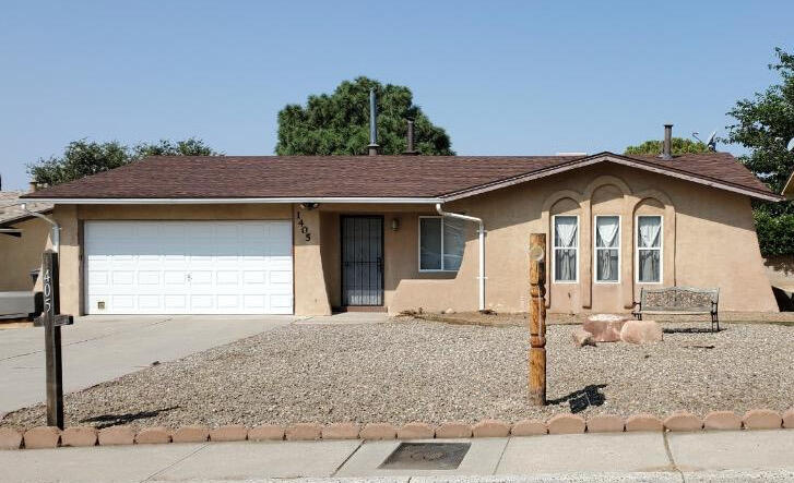 1405 Willys Knight Drive NE — photo