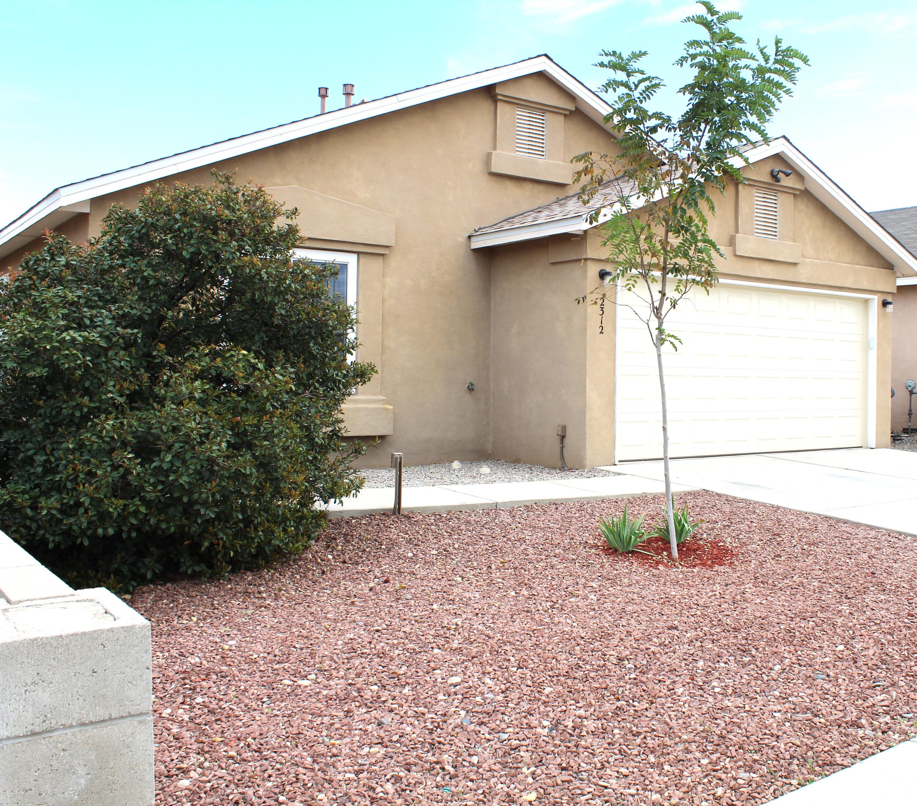 2312 Desert Wood Drive SW — photo