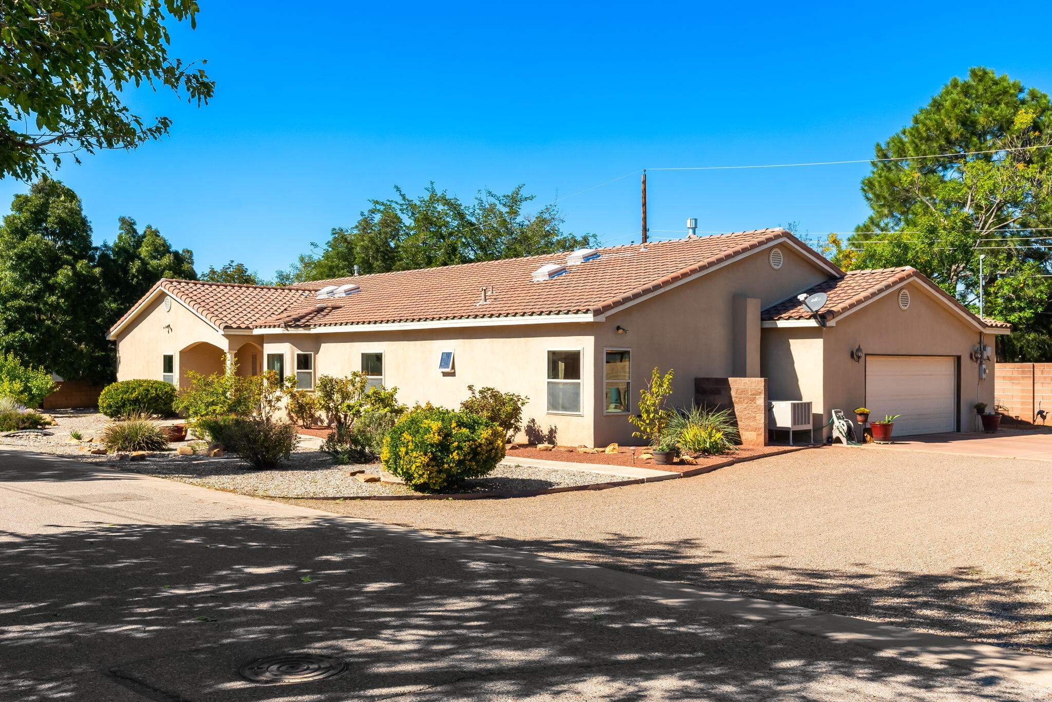815 Los Poblanos Ranch Road NW — photo