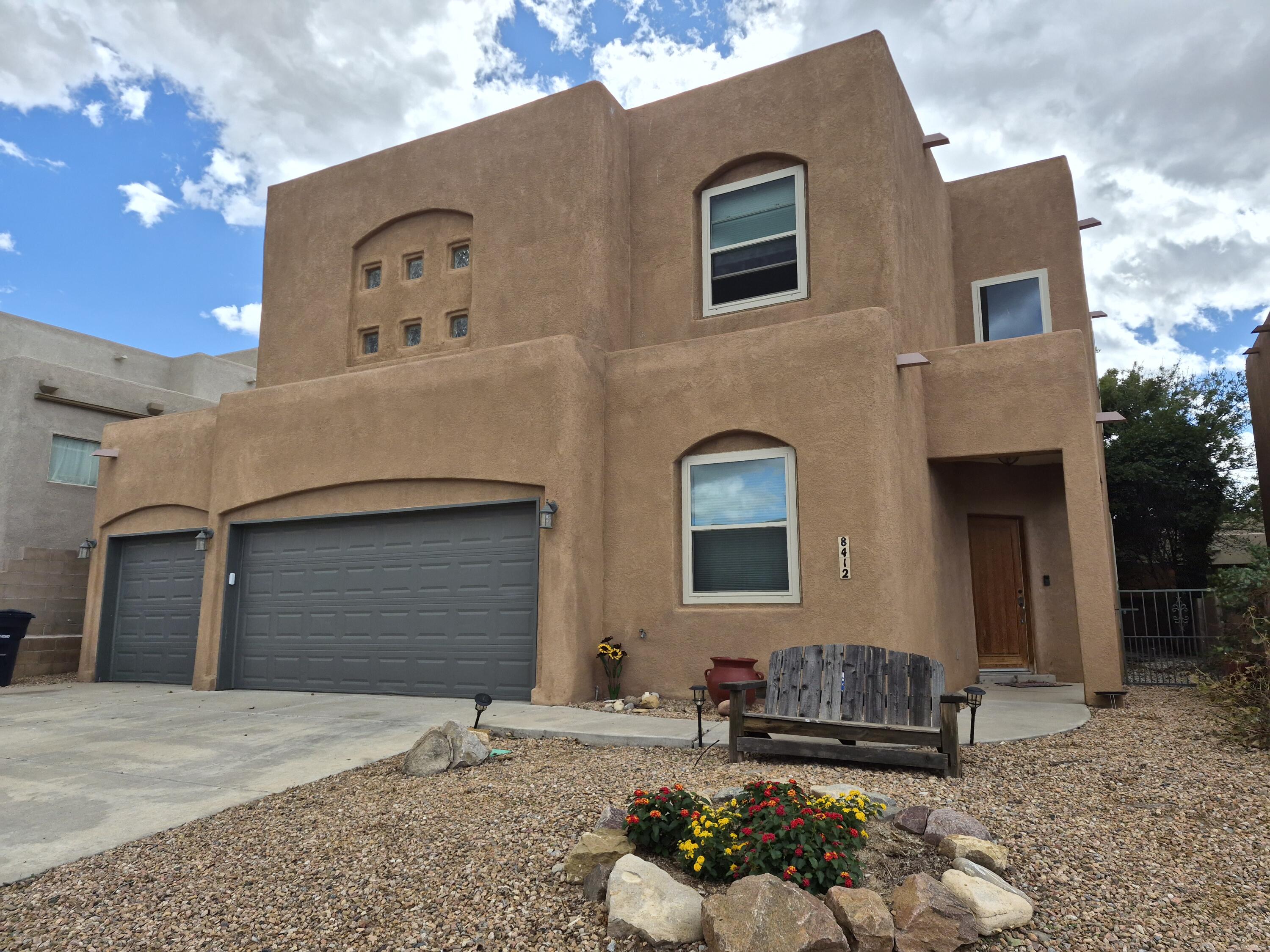 8412 Desert Sunrise Road NE — photo