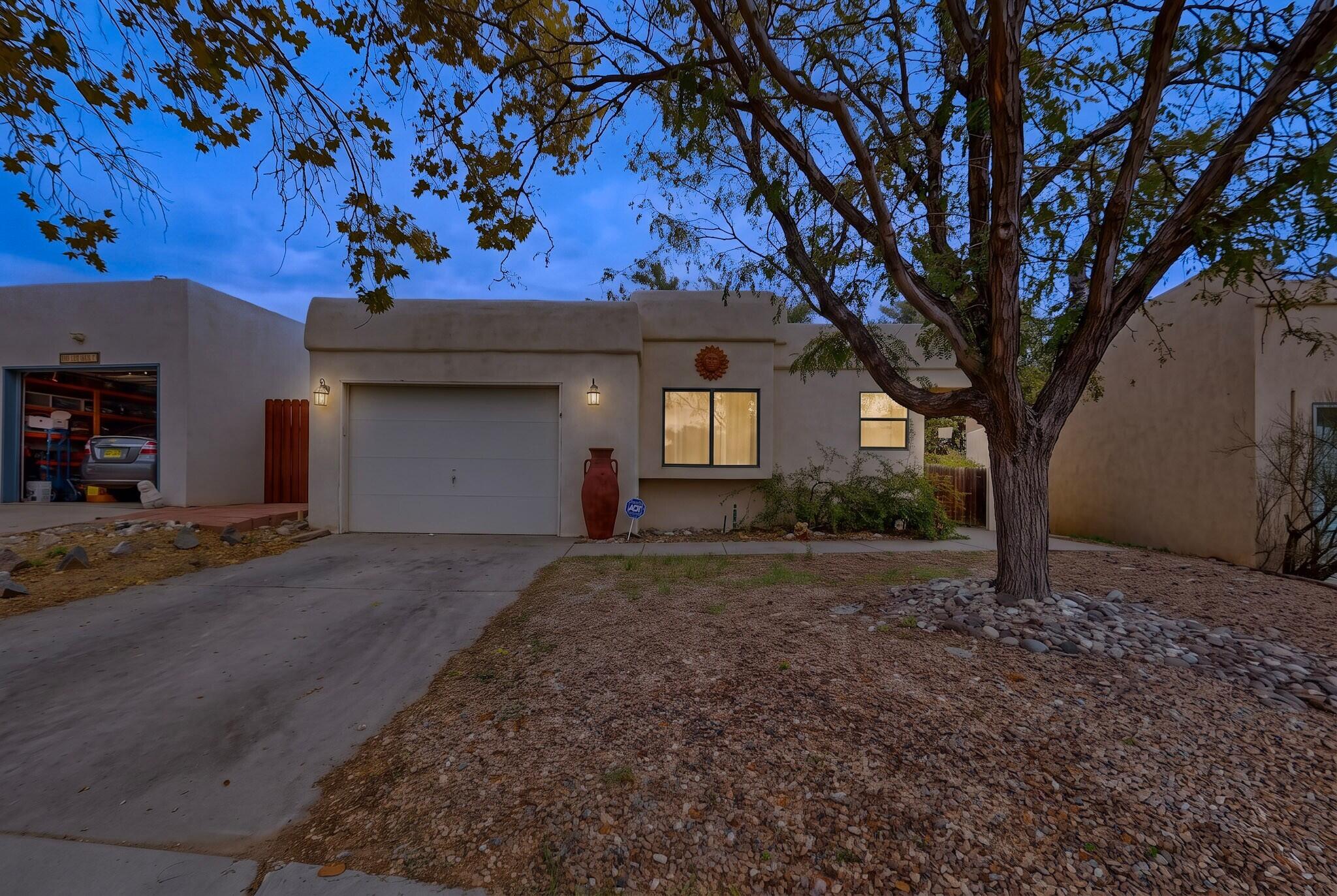 7315 Platero Place NW — photo