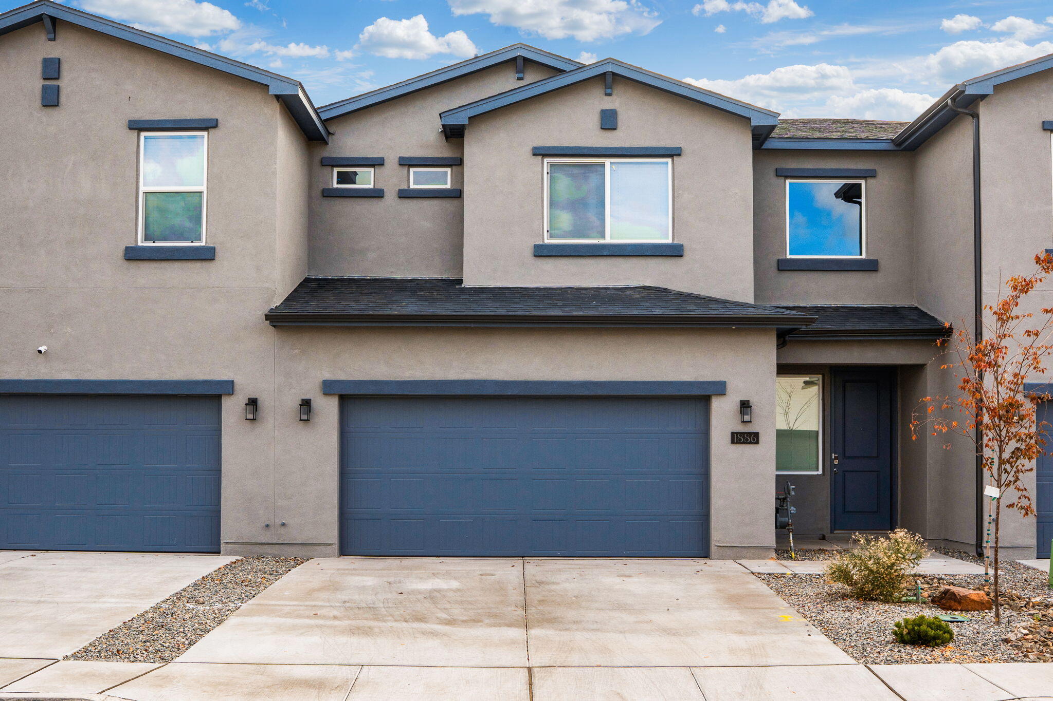 1886 Sunrise Lane SE — photo