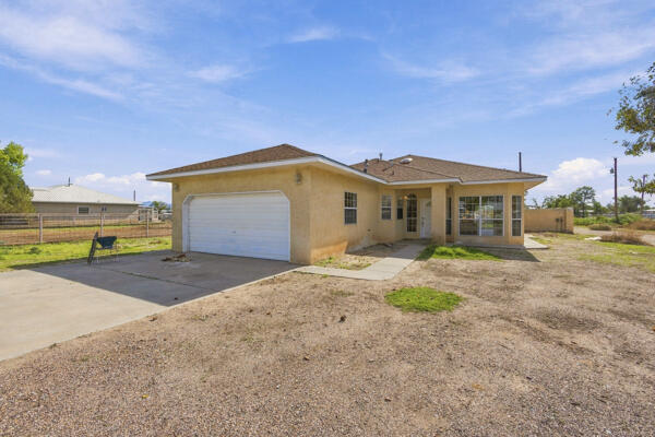 13 La Loma Court — photo