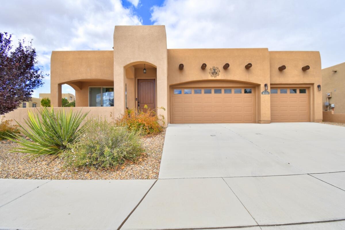 6101 Santa Fe Trail Drive NE, Rio Rancho, NM 87144