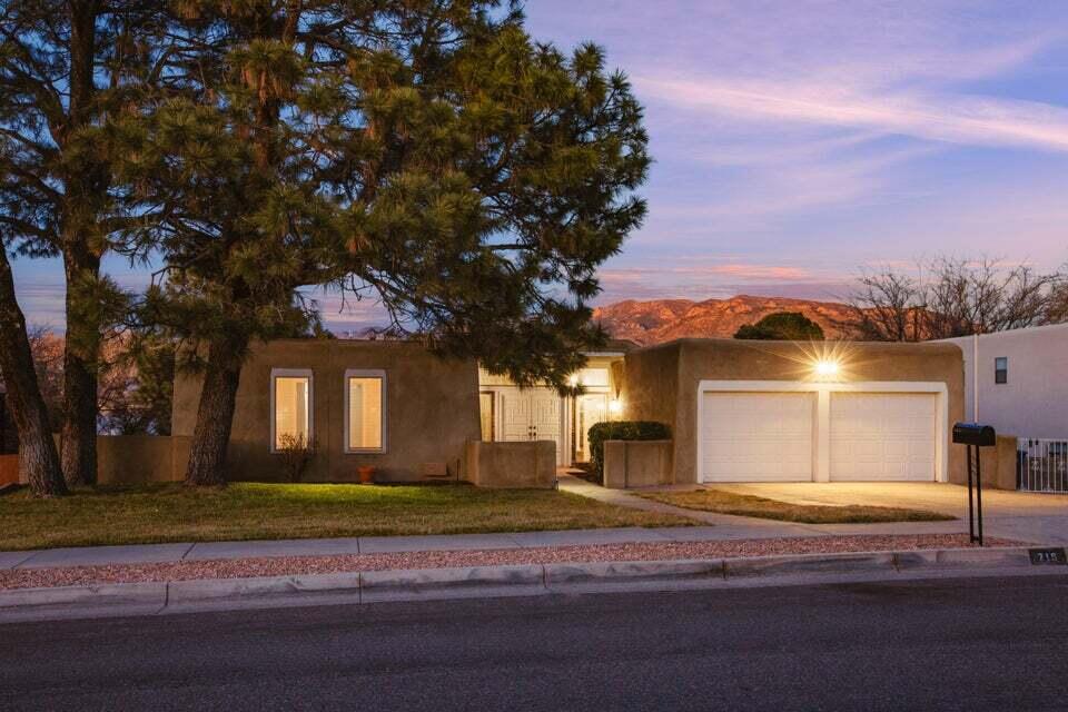 715 Branding Iron Drive SE — photo
