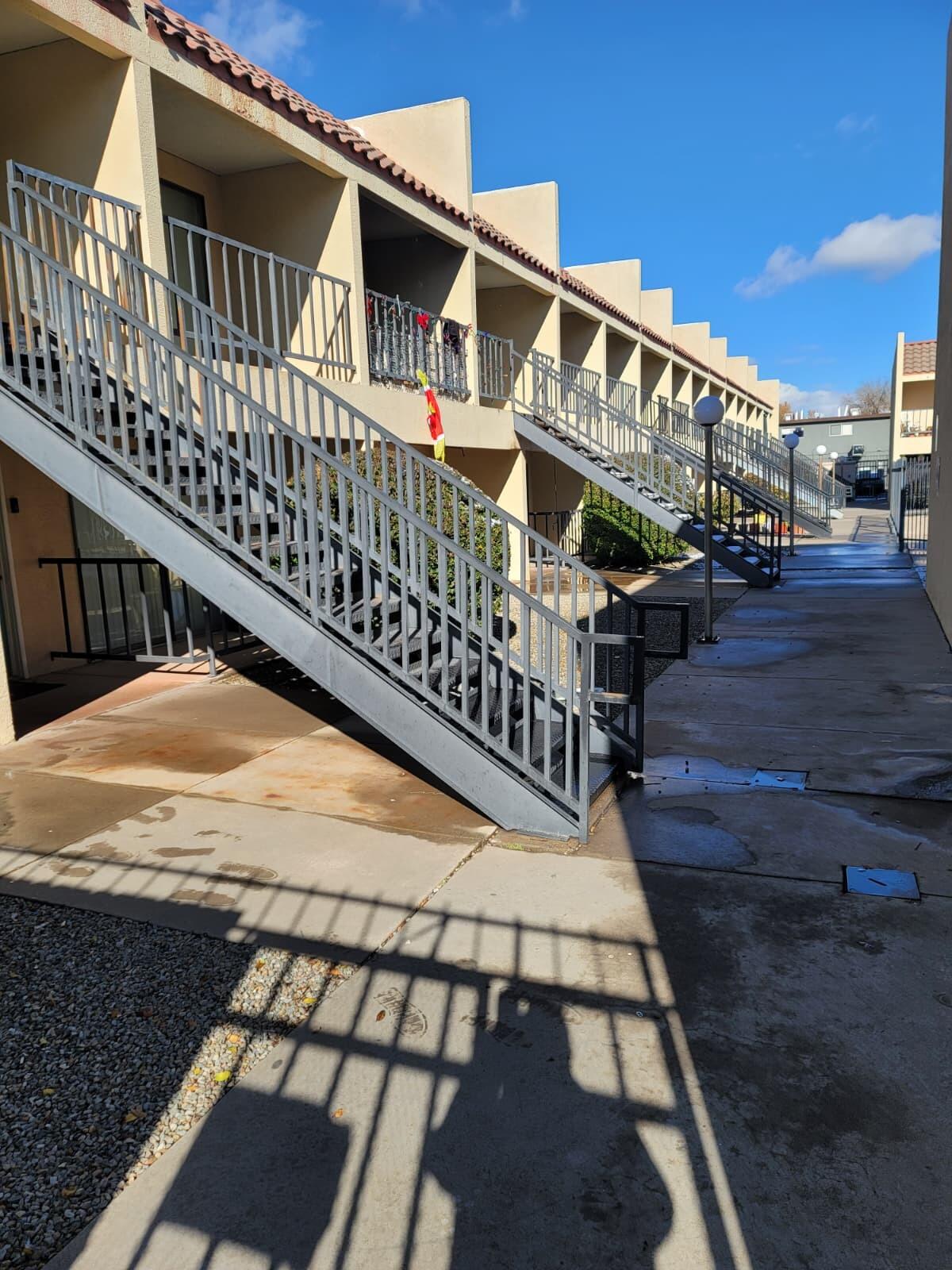 1025 Valencia Drive SE Apt 25 — photo