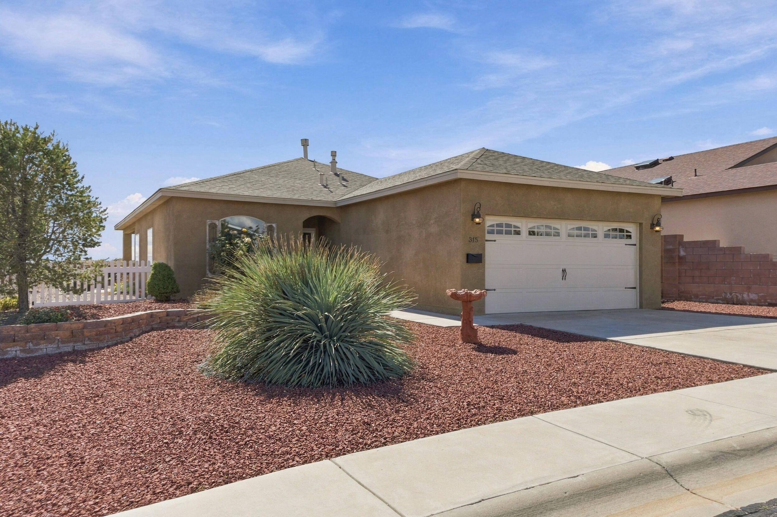 315 Sunrise Bluffs Drive — photo