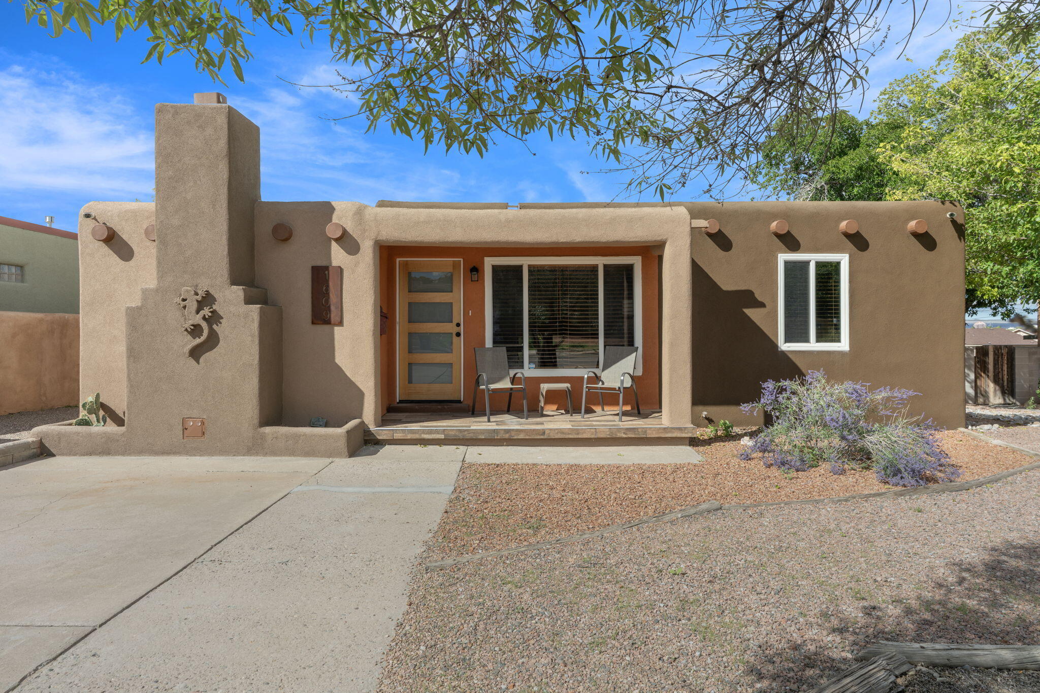 1609 Cornell Drive SE — photo