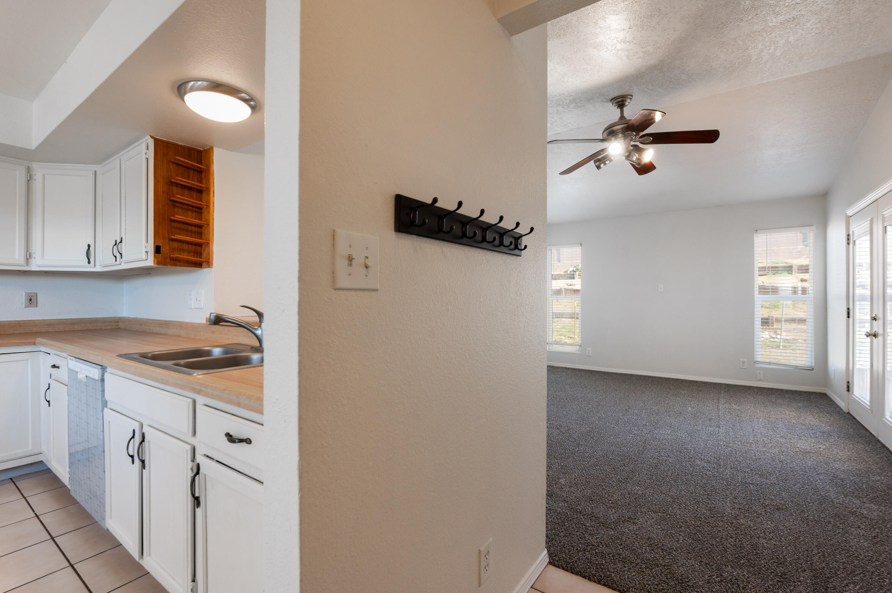 590 Hewlett Drive NE, Rio Rancho, NM 87124 — photo 3