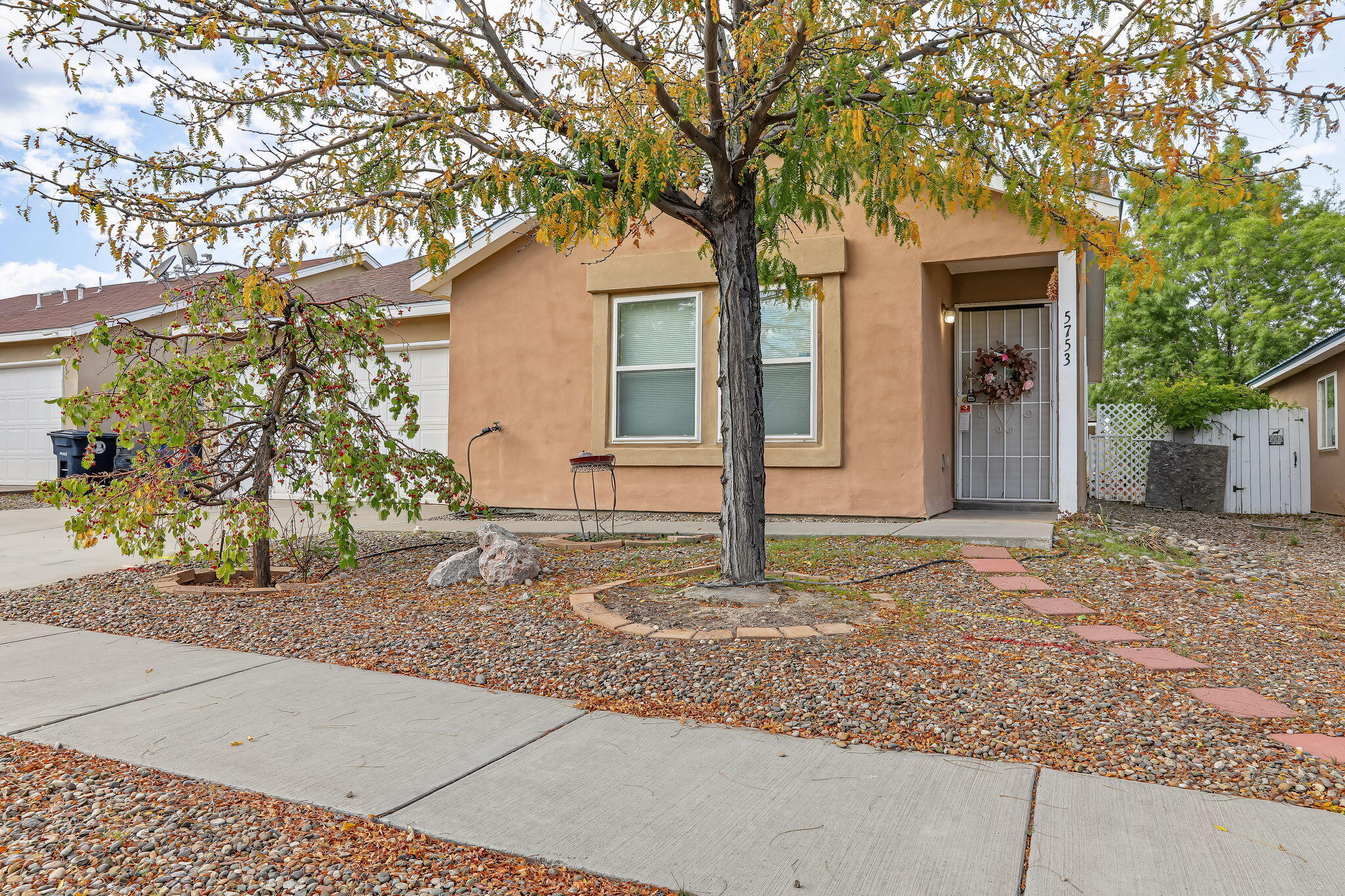 5753 Pinon Altos Road NW — photo