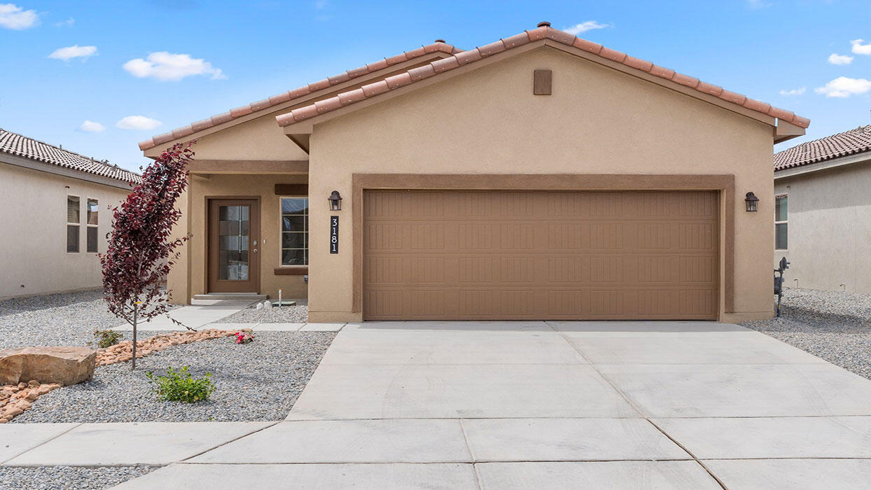 2481 Eglisfield Lp — photo