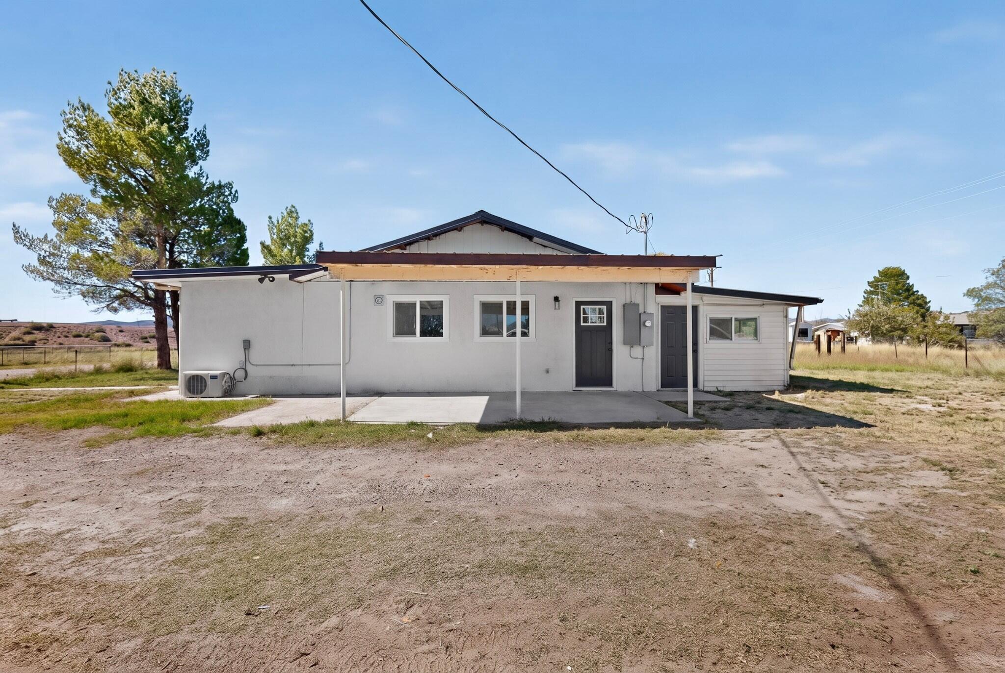 Home in Socorro, NM 87801 — photo 2