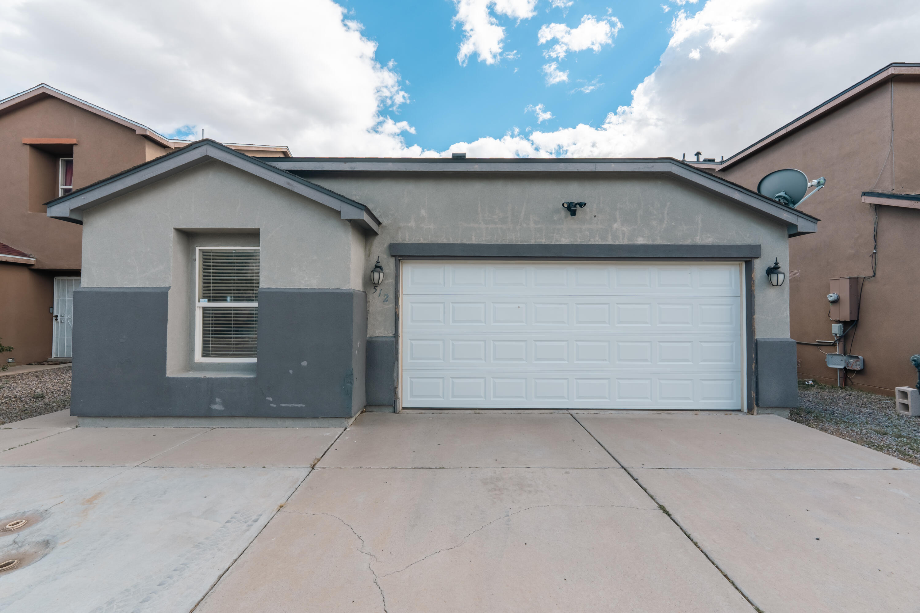 512 Desert Maize Drive SW — photo