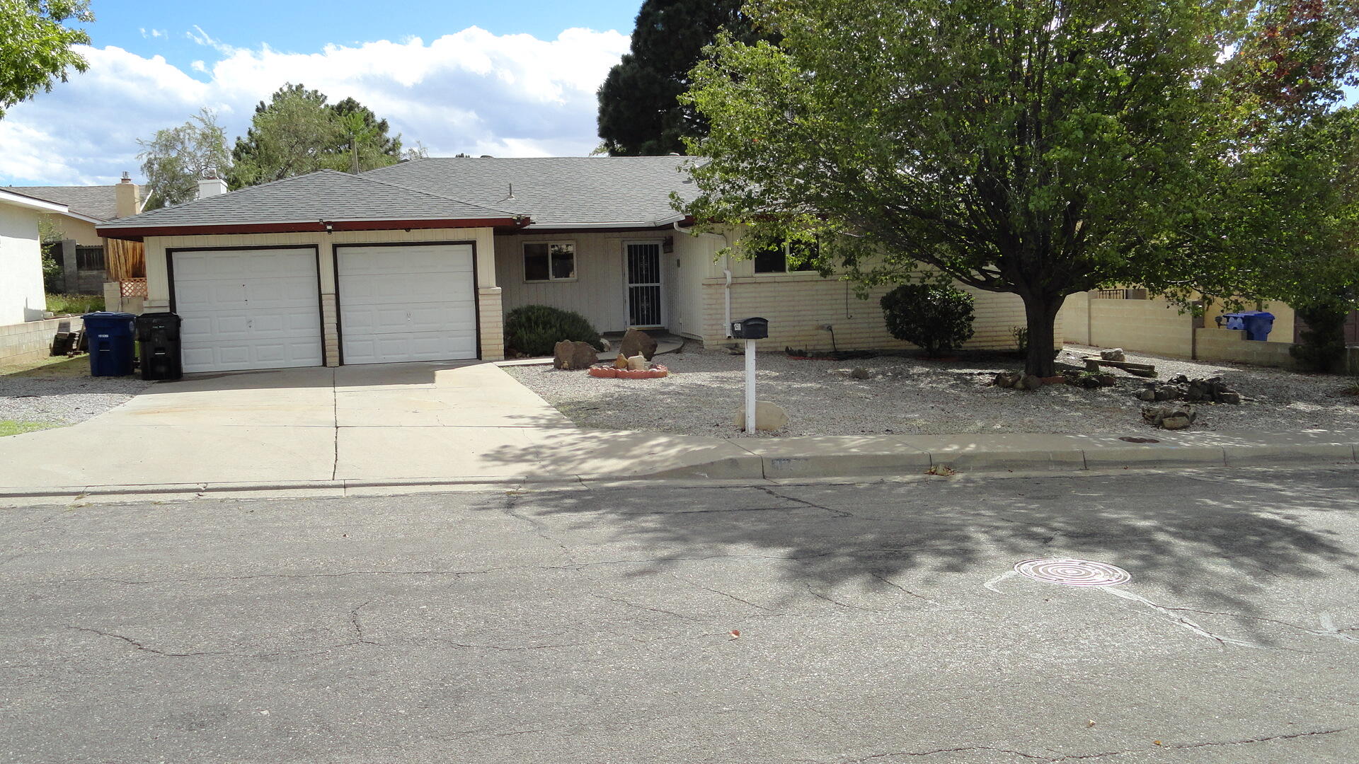 12508 Apache Place NE — photo