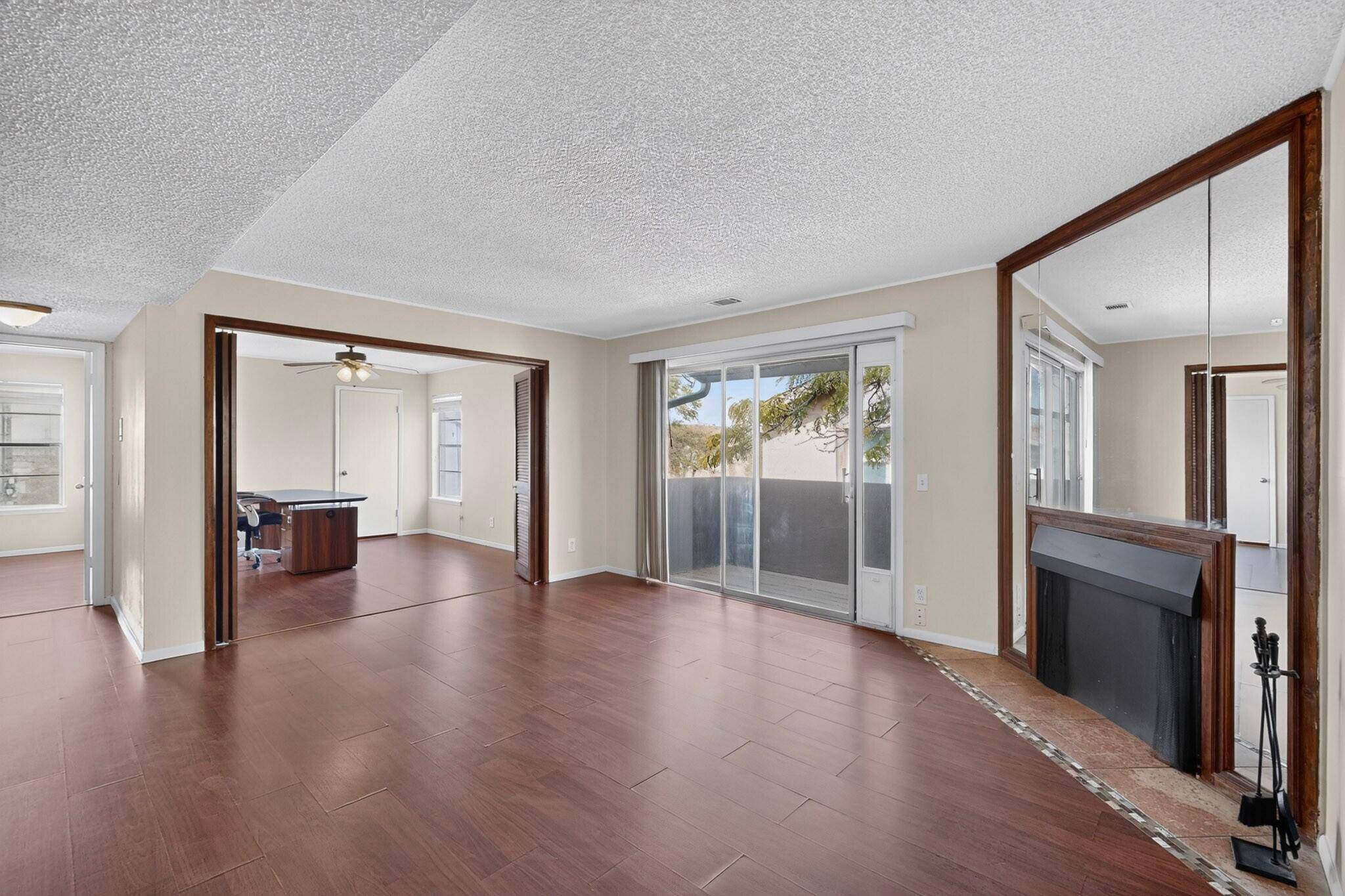 3825 Montgomery Boulevard NE Apt 136 — photo