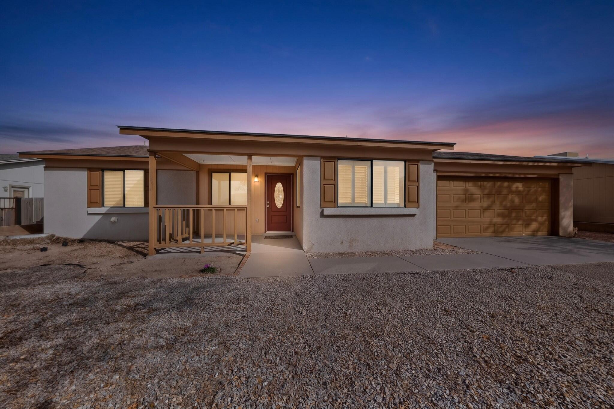 524 Apache Loop SW — photo