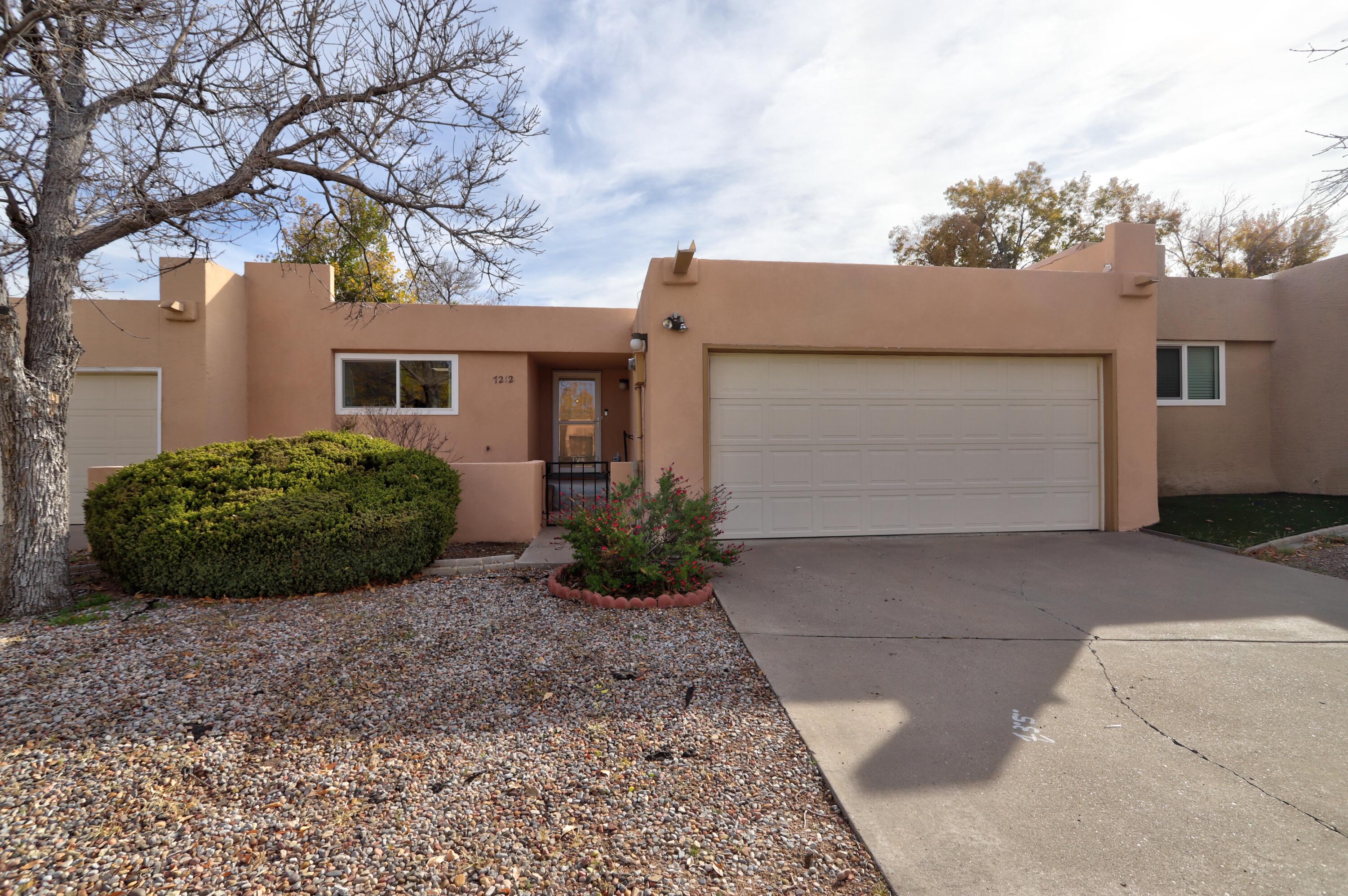 7212 Leslynne Drive NE — photo