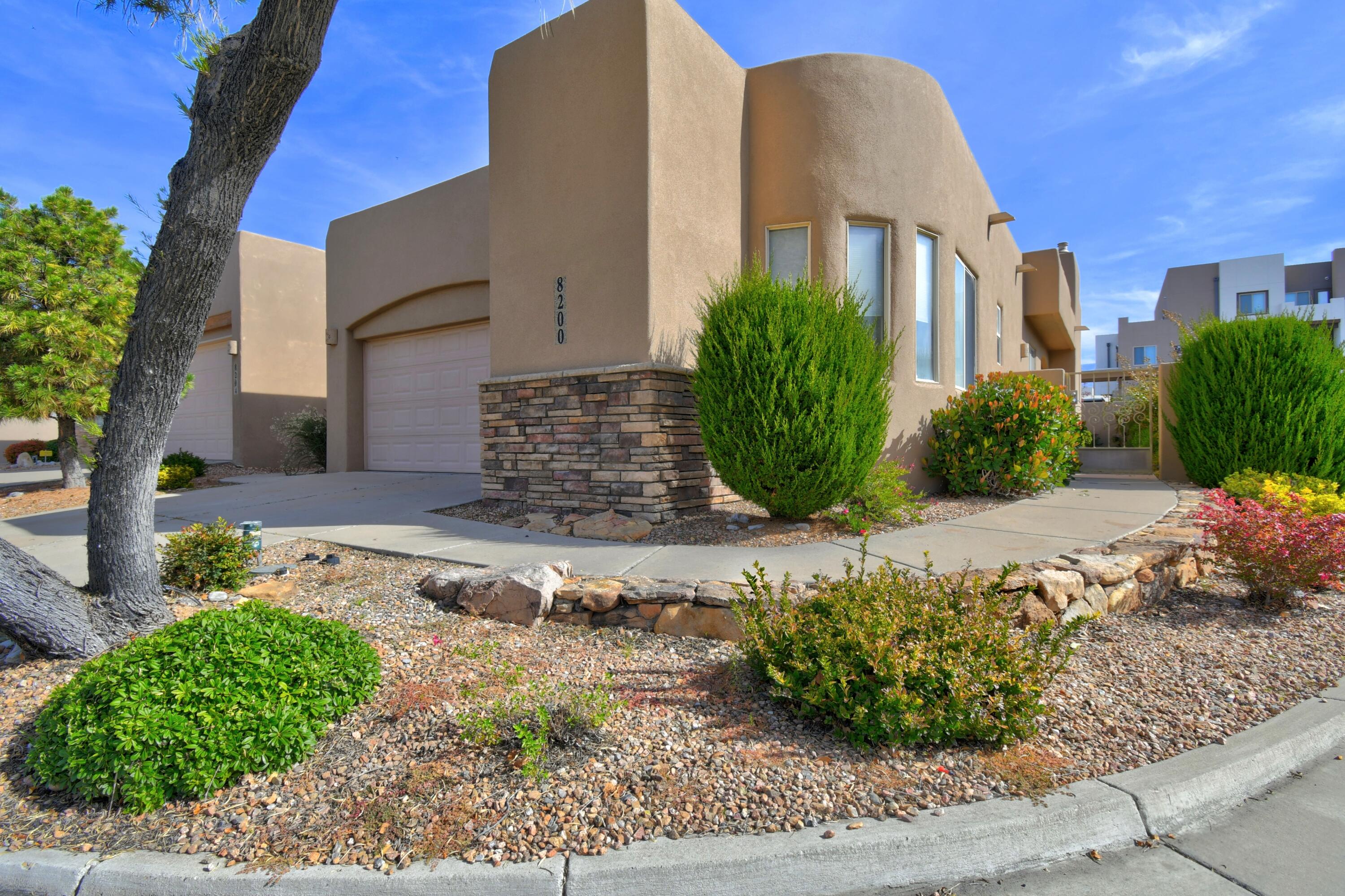 8200 Moon Ridge Trail NE — photo