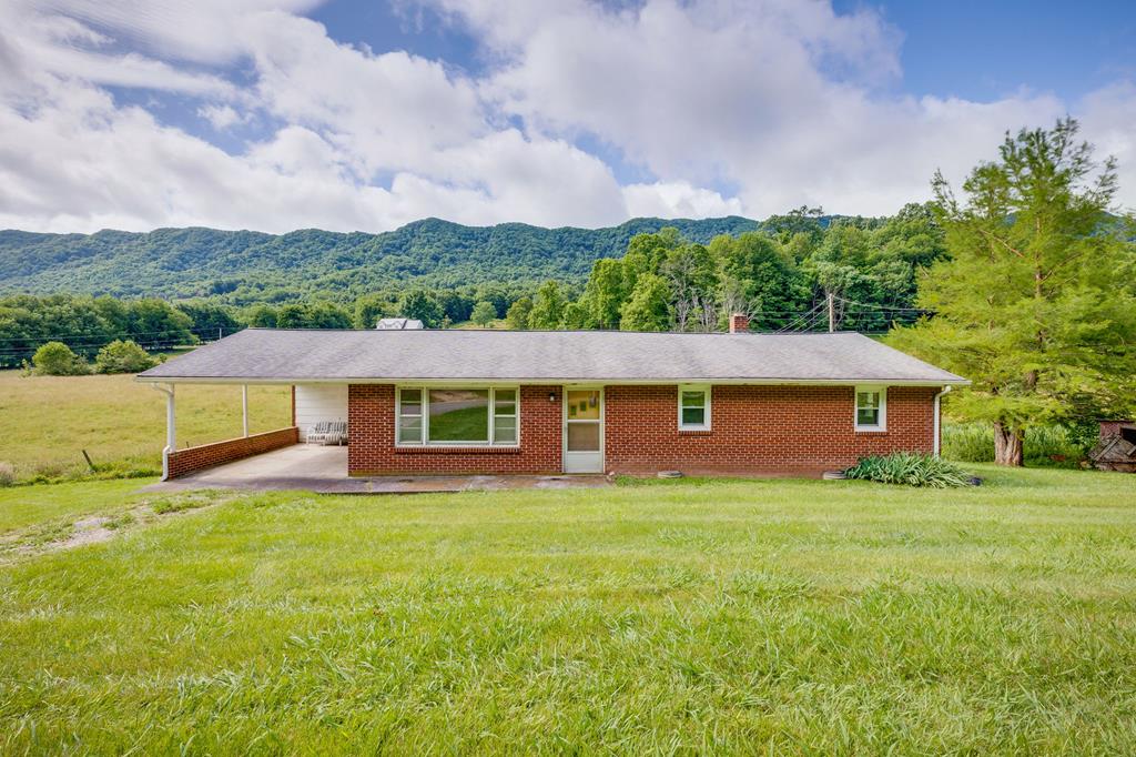 4668 Green Valley Rd — photo