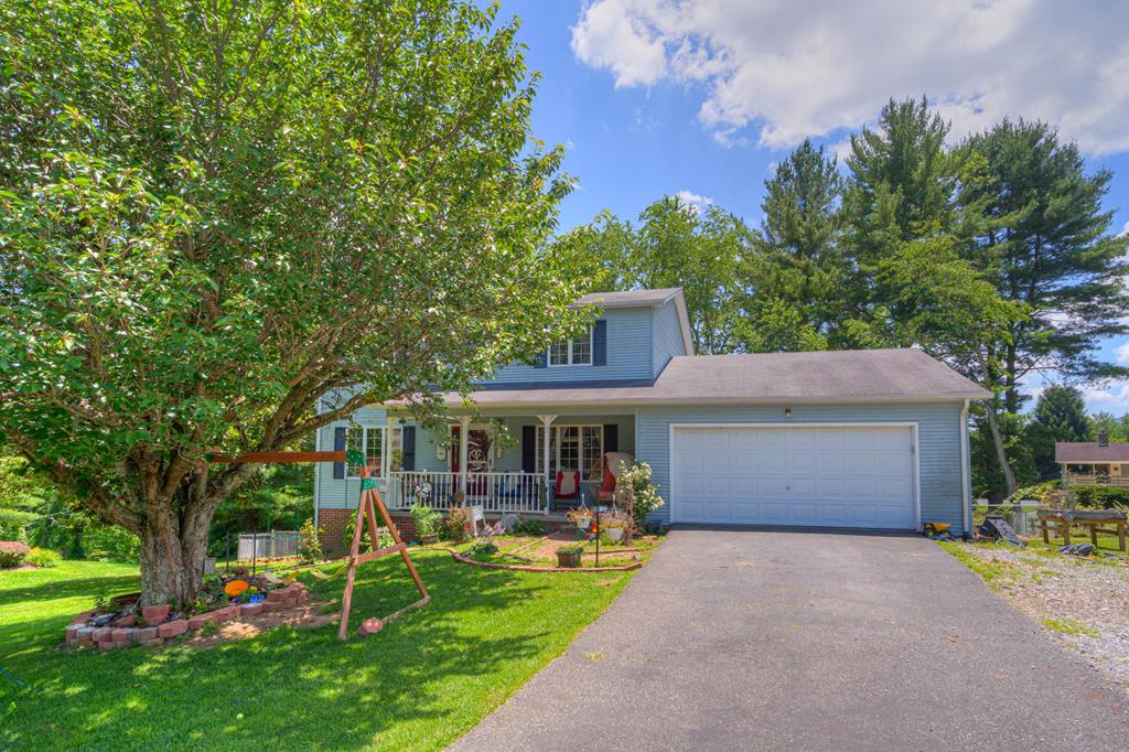 485 Lakeview Drive — photo
