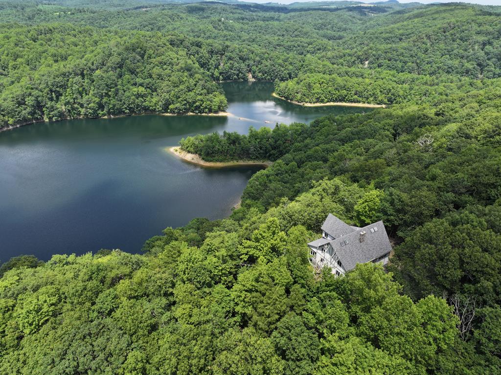 191 Reservoir Overlook — photo