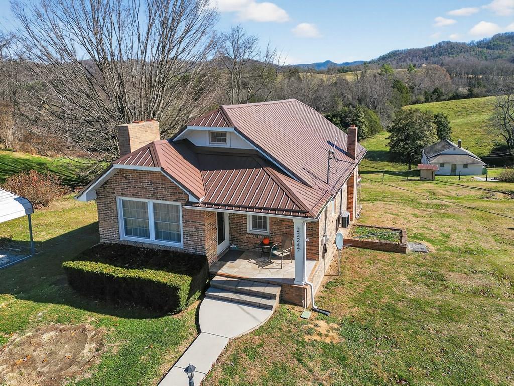 22247 Lincoln Circle — photo