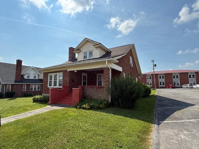 305 W Washington St — photo